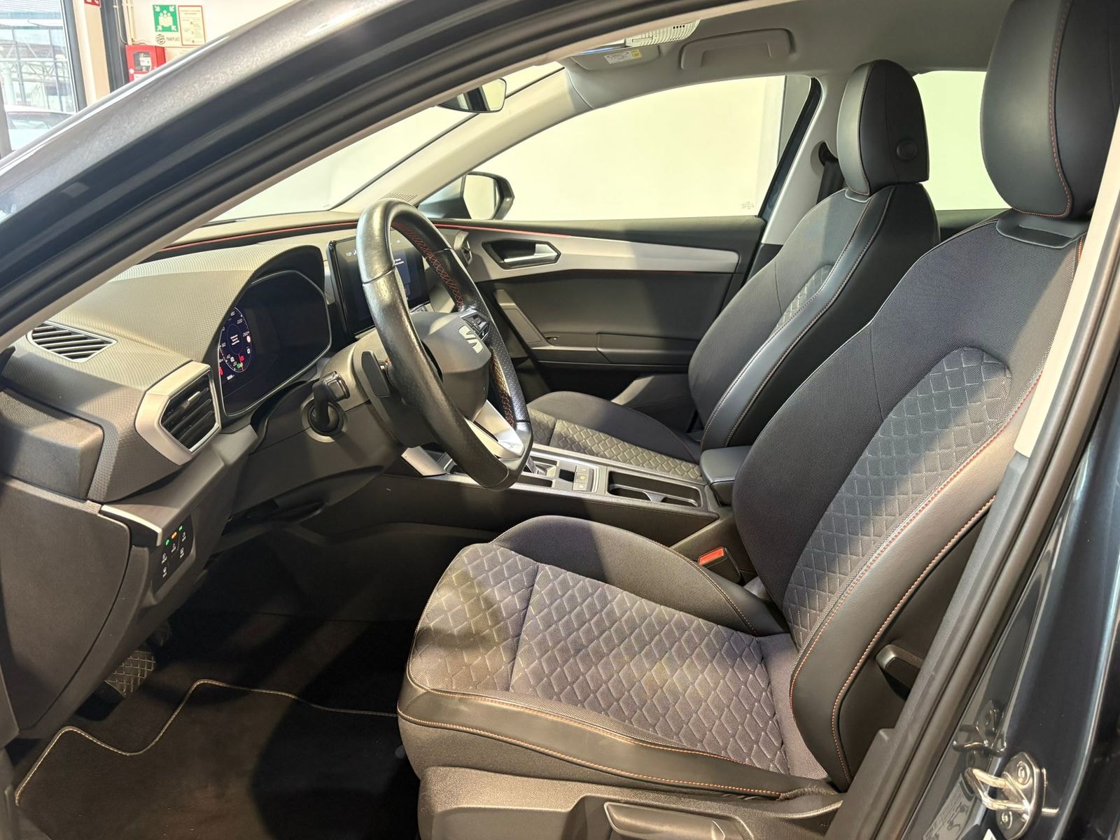 Seat Leon Limousine Leon 1.5 eTSI FR OPF (EURO 6d) #8