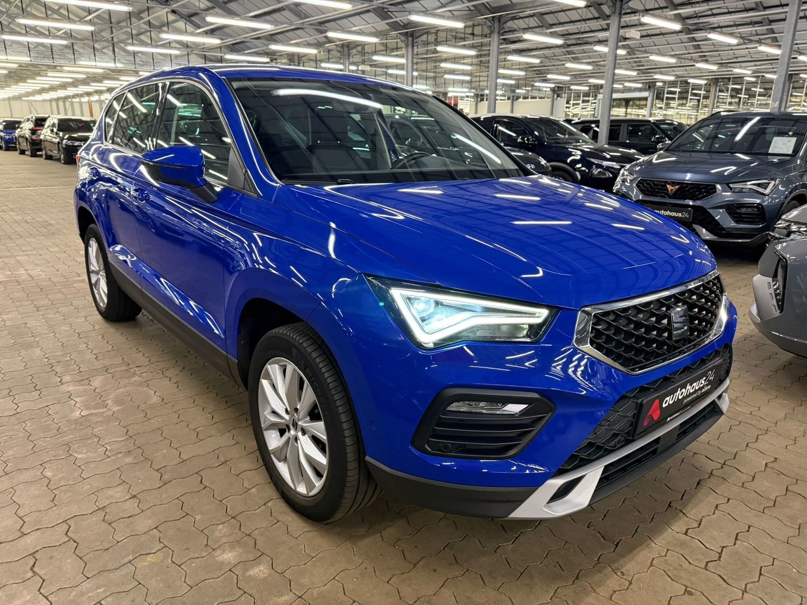 SEAT Ateca SUV / Crossover / Geländewagen SEAT Ateca 1.5 TSI ACT 110kW Style Sports Utility Vehicle #1