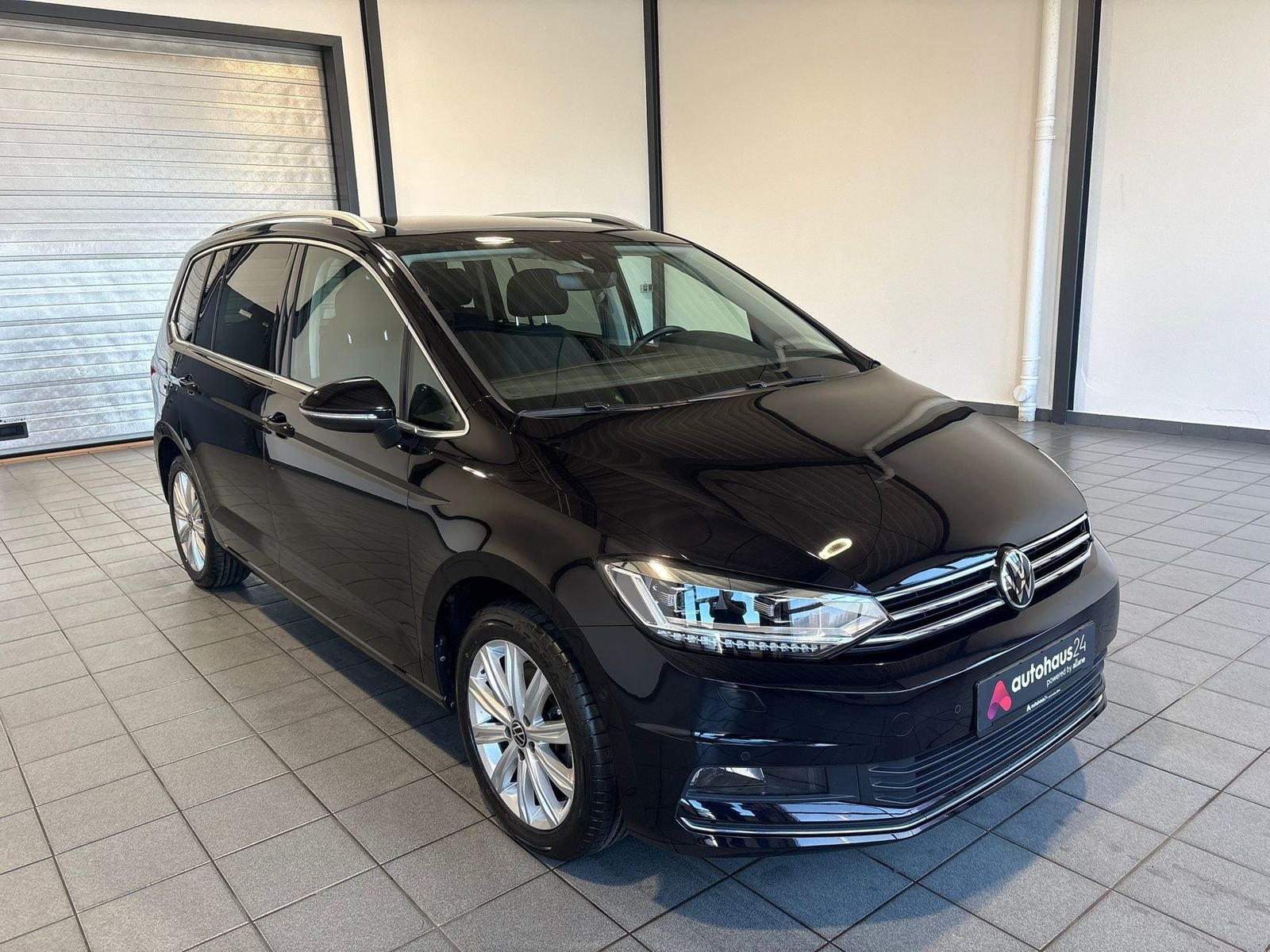 Volkswagen Touran Kleinbus / Van VOLKSWAGEN Touran 1.5 TSI OPF DSG Highline Kompaktvan #1