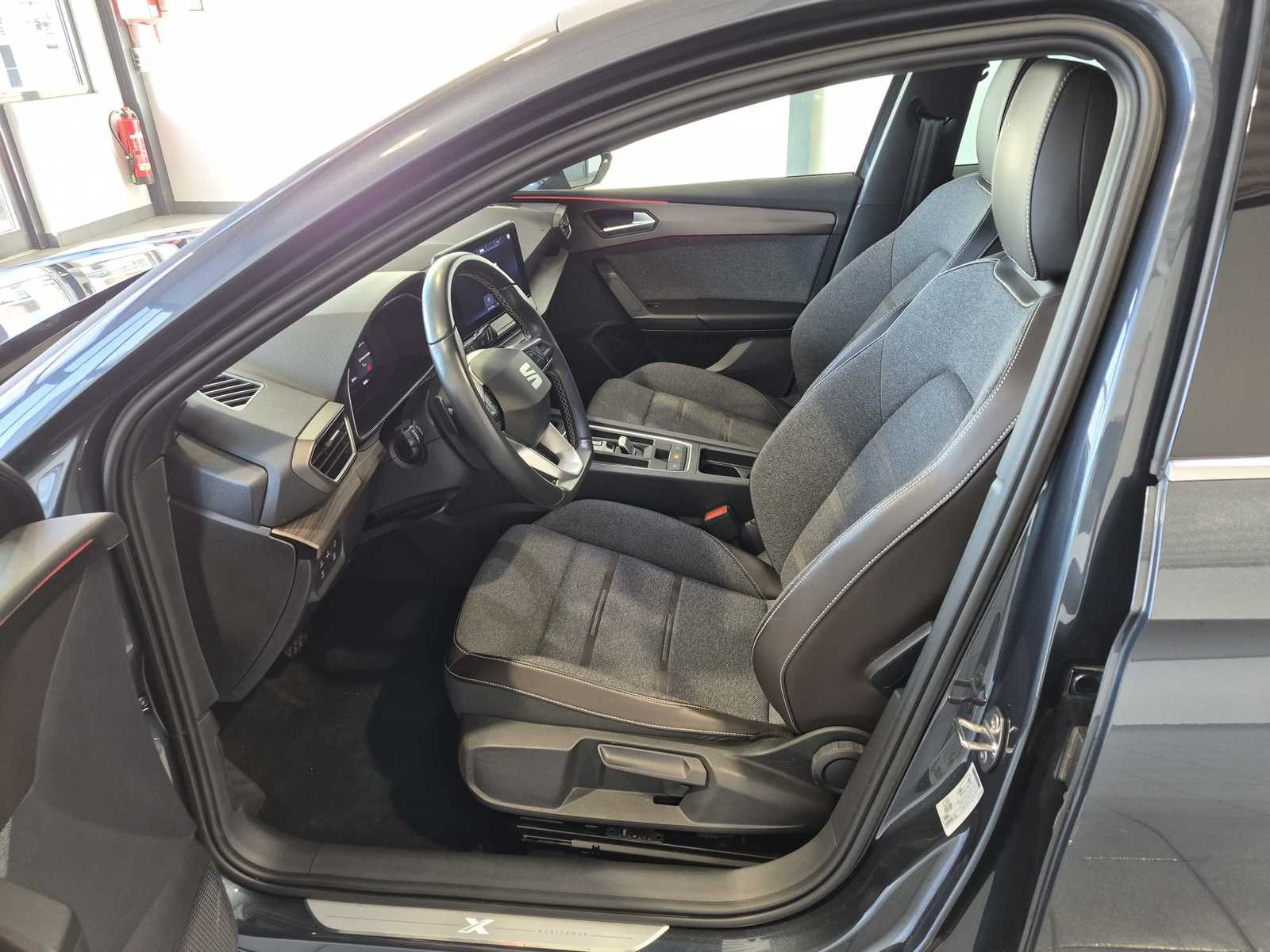 Seat Leon Limousine Leon 1.5 eTSI Xcellence OPF (EURO 6d) #8