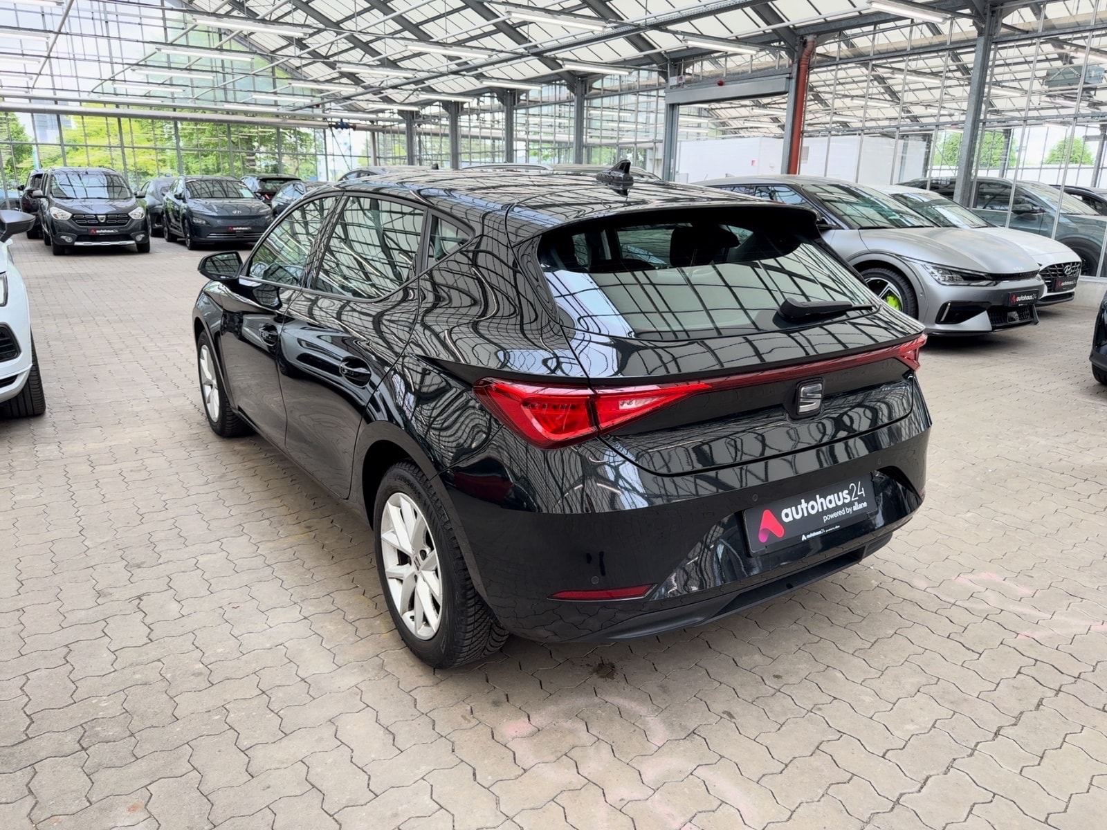 Seat Leon Limousine Leon 1.0 TSI Style OPF (EURO 6d) #4
