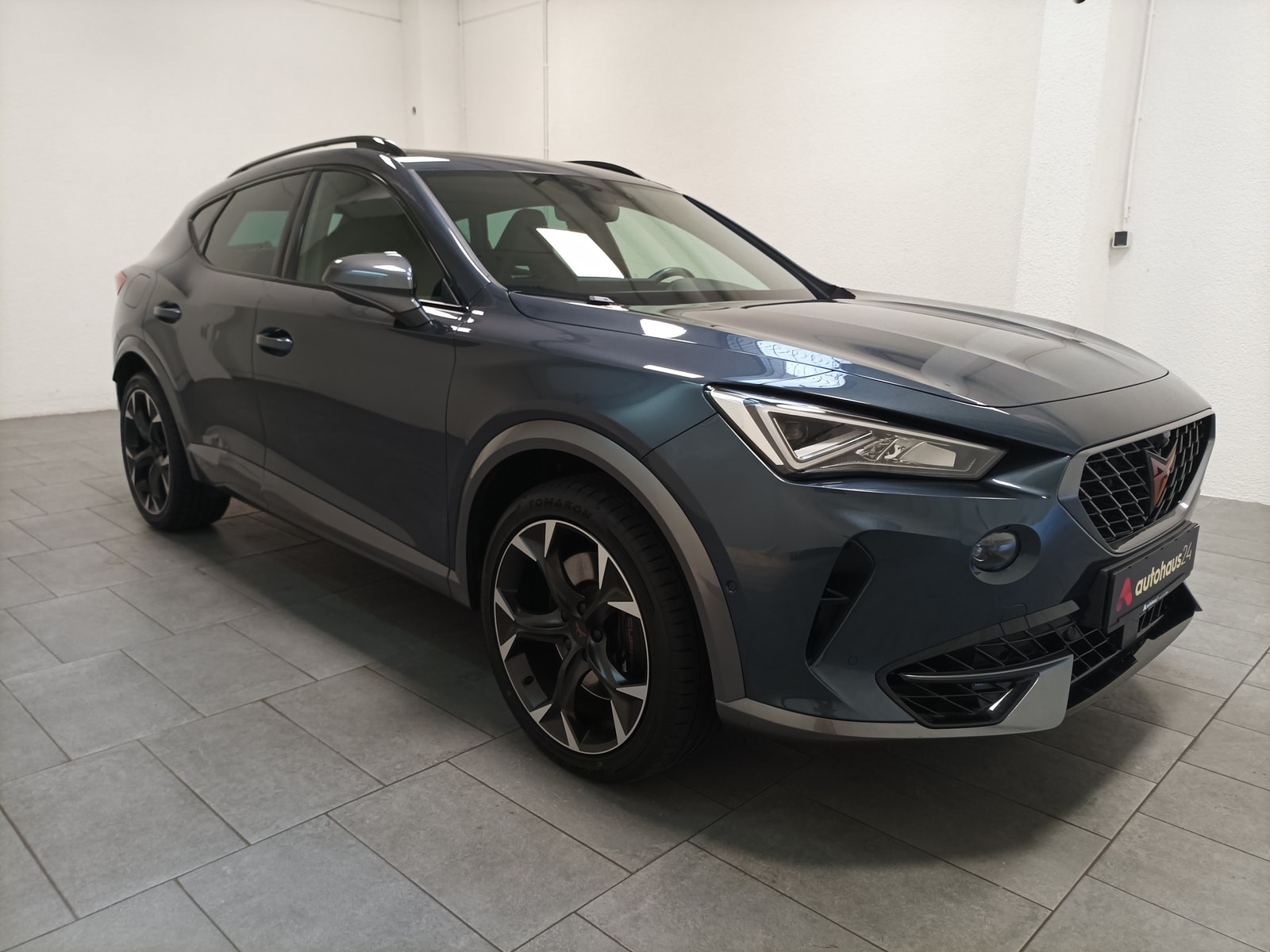 CUPRA Formentor SUV / Crossover / Geländewagen CUPRA Formentor 2.0 TSI 228kW VZ 4Drive DSG Sports Utility Vehicle #1