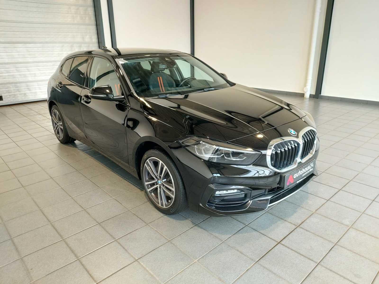 BMW 1er-Reihe Limousine BMW 1er-Reihe 116i Sport Line Schräghecklimousine #1