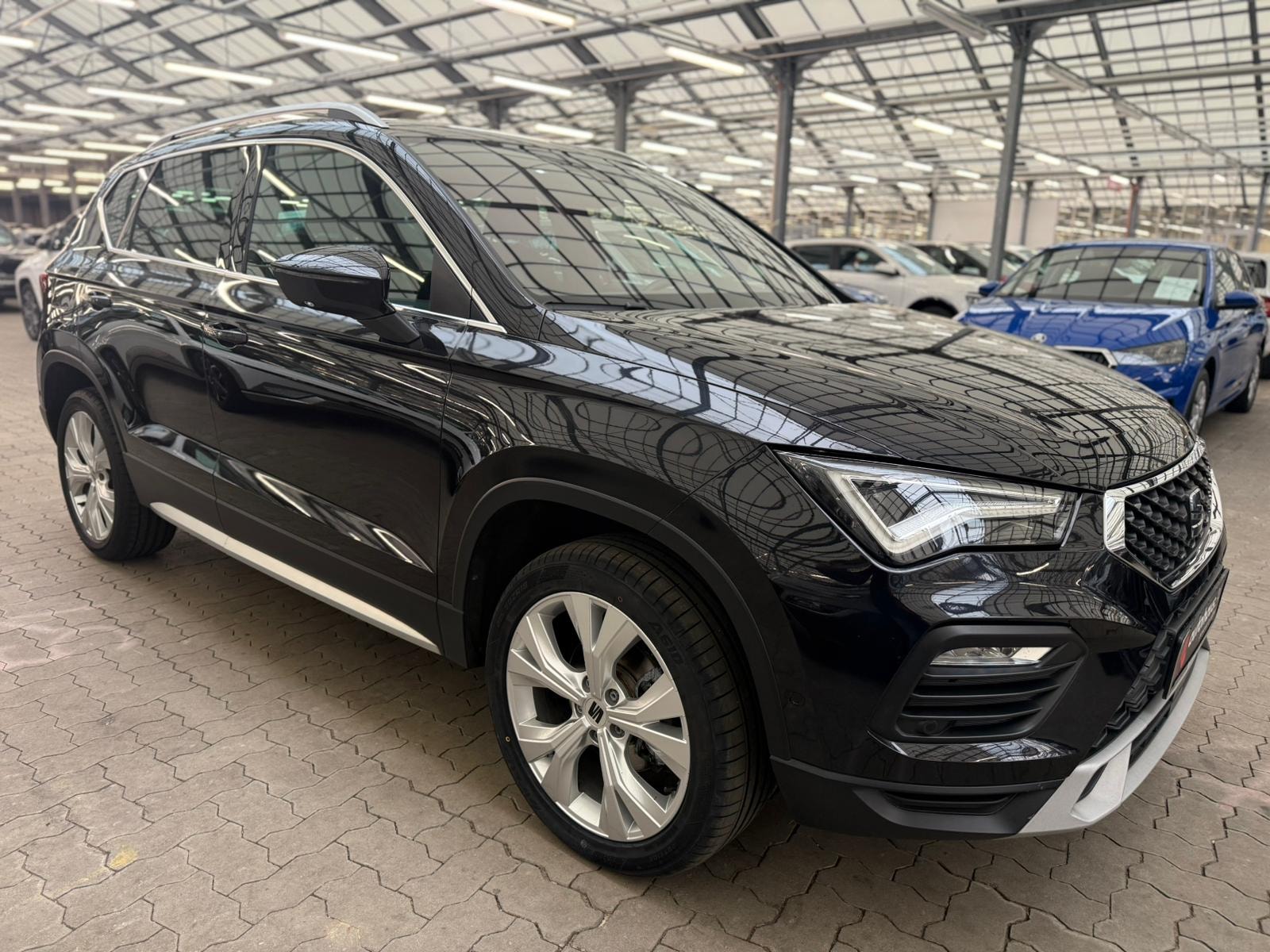 SEAT Ateca SUV / Crossover / Geländewagen SEAT Ateca 1.5 TSI ACT 110kW Xperience DSG Sports Utility Vehicle #1