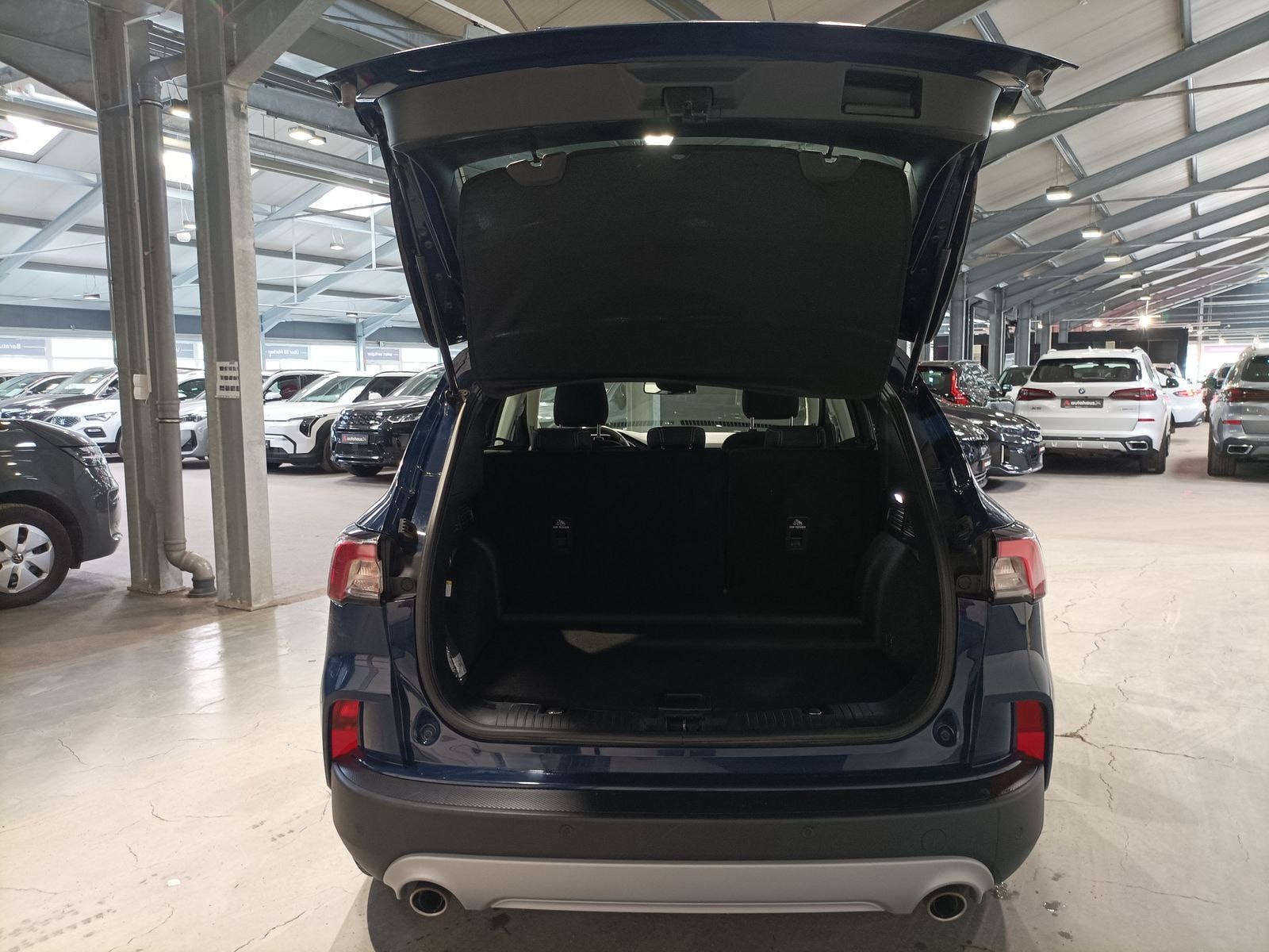 Ford Kuga SUV Kuga 2.5 Duratec Hybrid FHEV Titanium (EURO 6d) #6