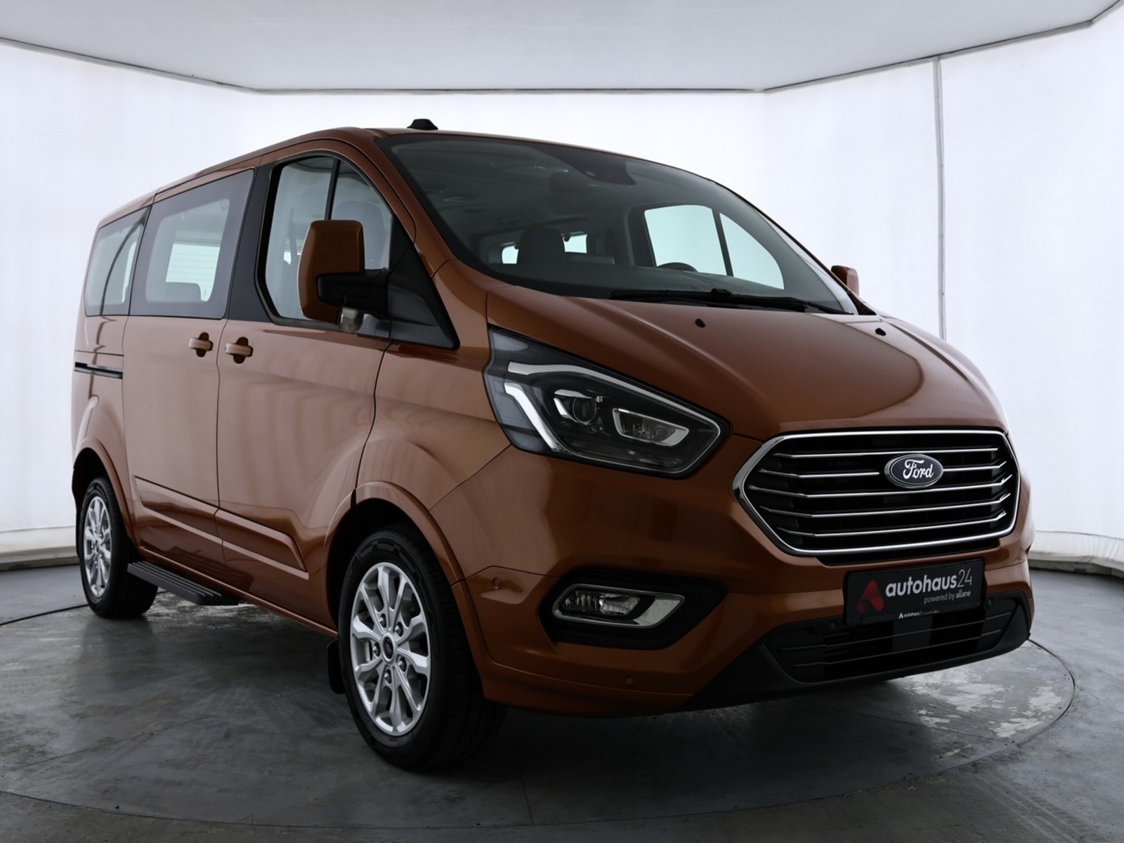 Ford Tourneo Sonstige FORD Tourneo Custom 320 L1H1 2,0EcoBlue 96kW Titanium Auto Kombi-Lieferwagen #1