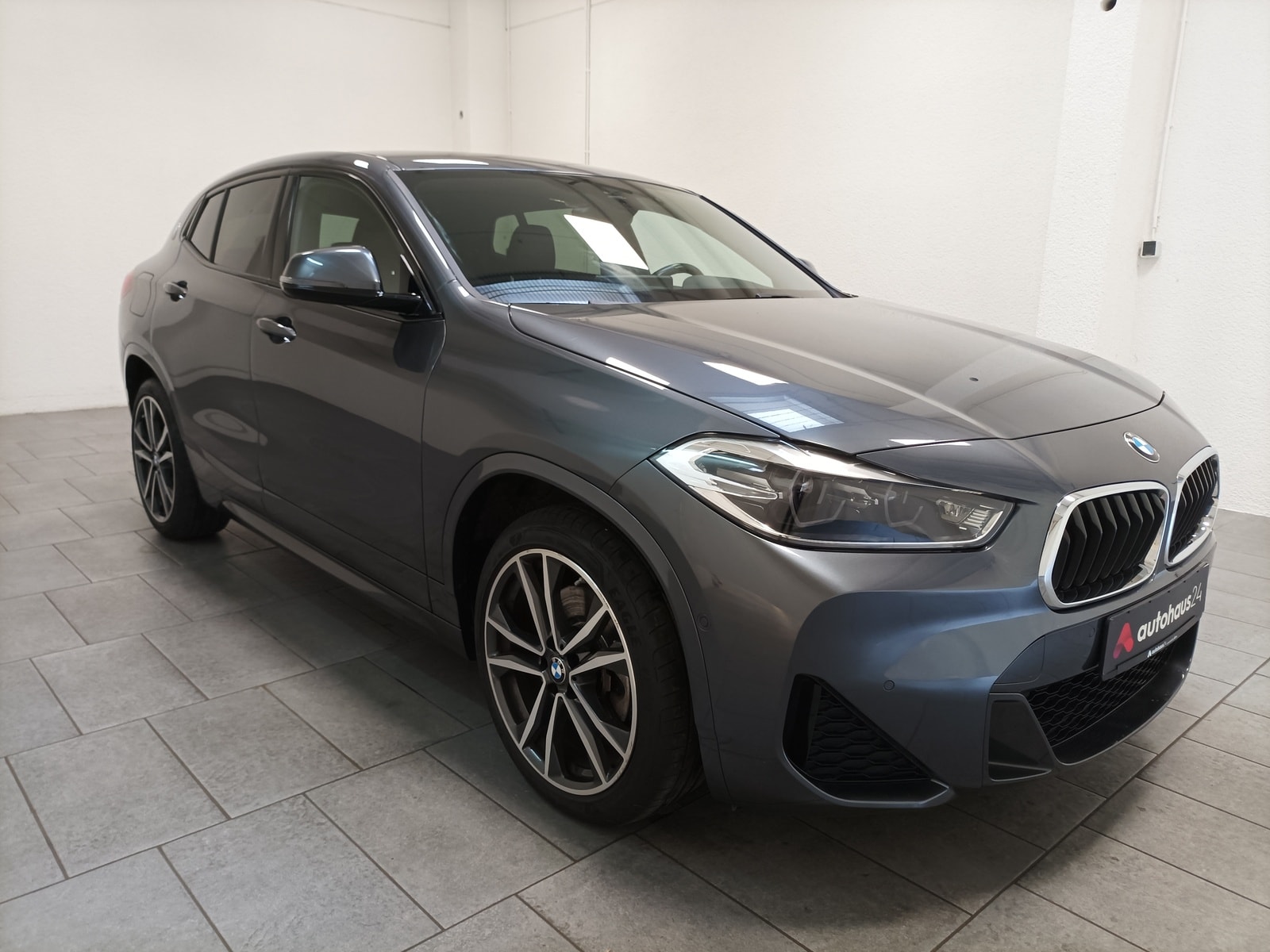 BMW X2 SUV / Crossover / Geländewagen BMW X2 xDrive25e M Sport Steptronic Sports Utility Vehicle #1