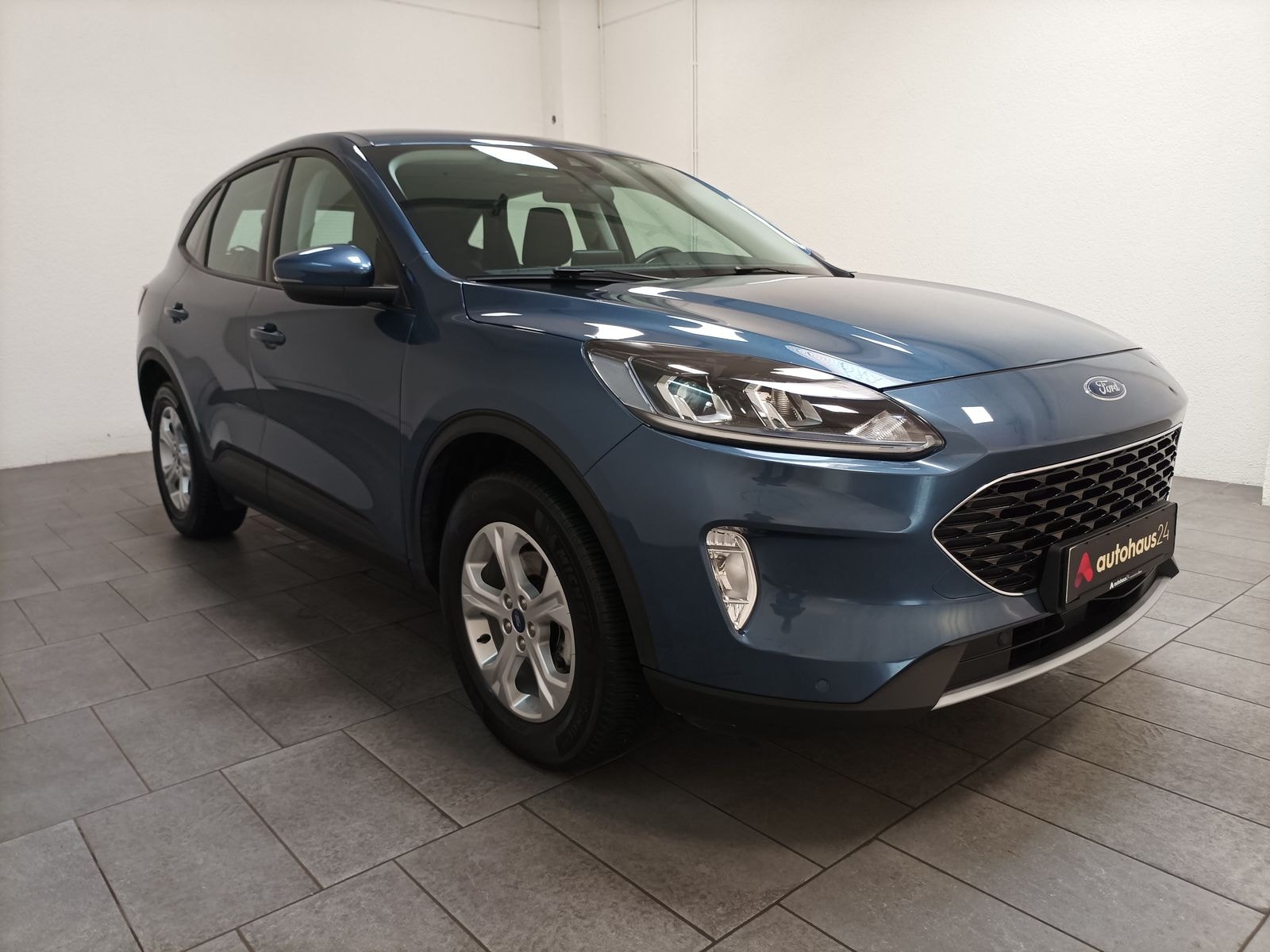 Ford Kuga SUV / Crossover / Geländewagen FORD Kuga 2.5 Duratec FHEV Cool & Connect CVT 4WD Sports Utility Vehicle #1