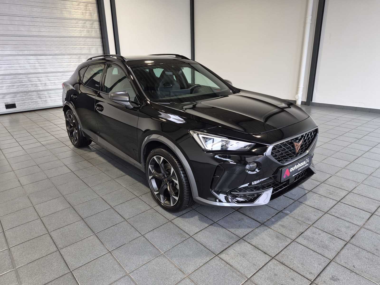 CUPRA Formentor SUV / Crossover / Geländewagen CUPRA Formentor 1.4 e-HYBRID 150kW DSG Sports Utility Vehicle #1