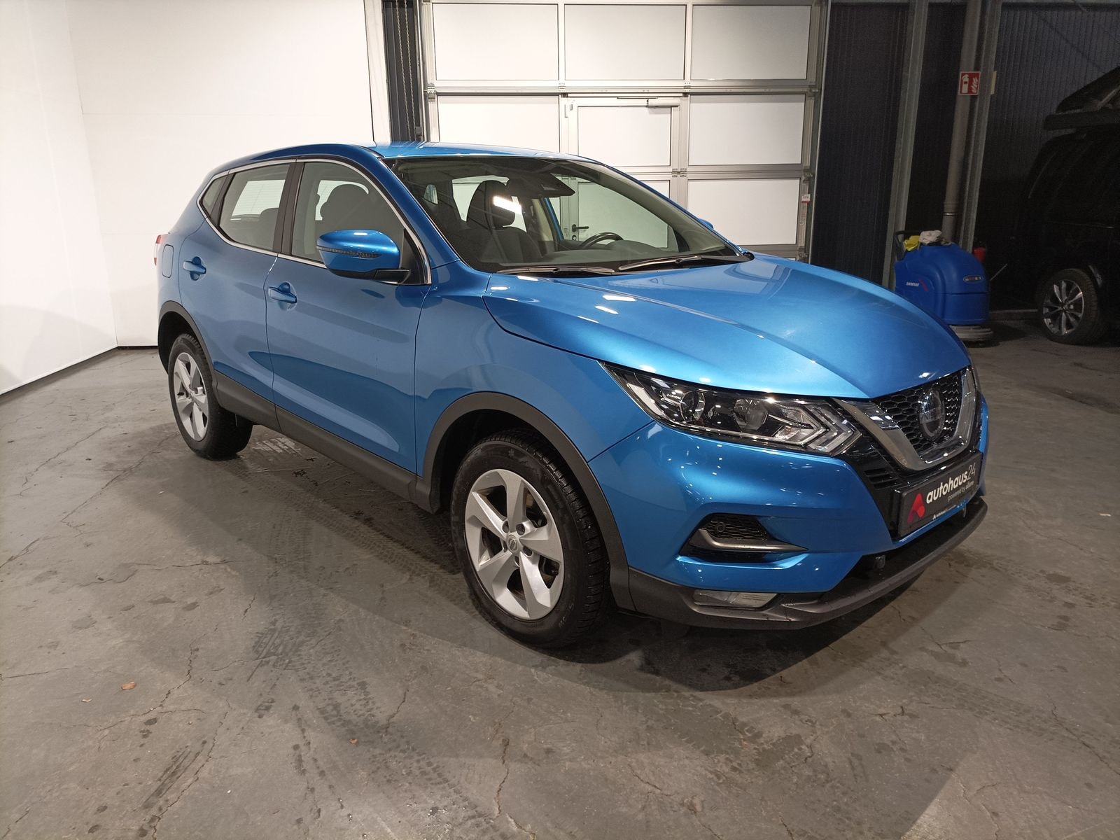 Nissan Qashqai SUV / Crossover / Geländewagen NISSAN Qashqai 1.3 DIG-T DCT 158PS Shiro Crossover #1