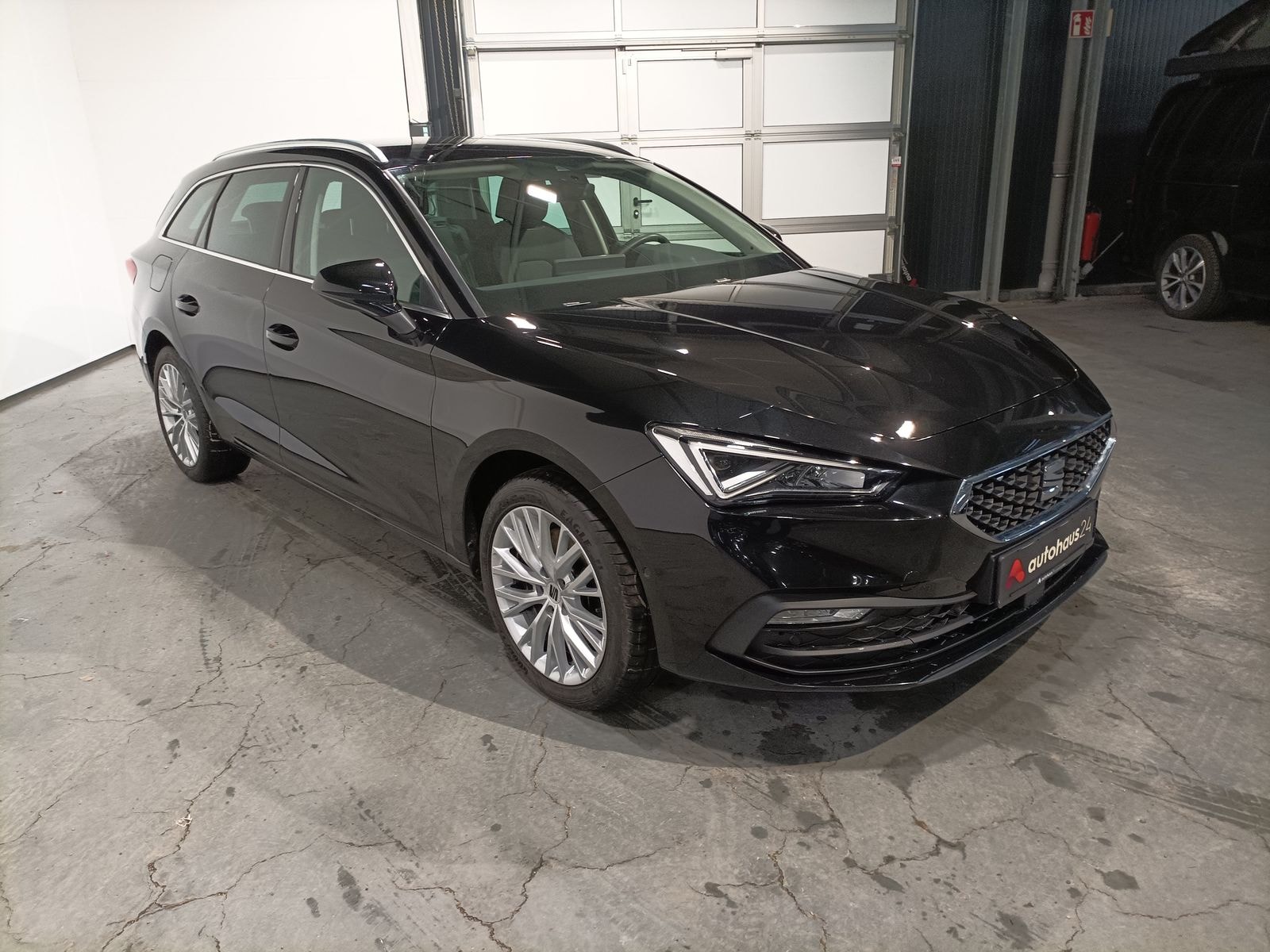 SEAT Leon Kombi SEAT Leon 1.5 eTSI ACT 110kW Xcellence DSG Sportst Kombi #1