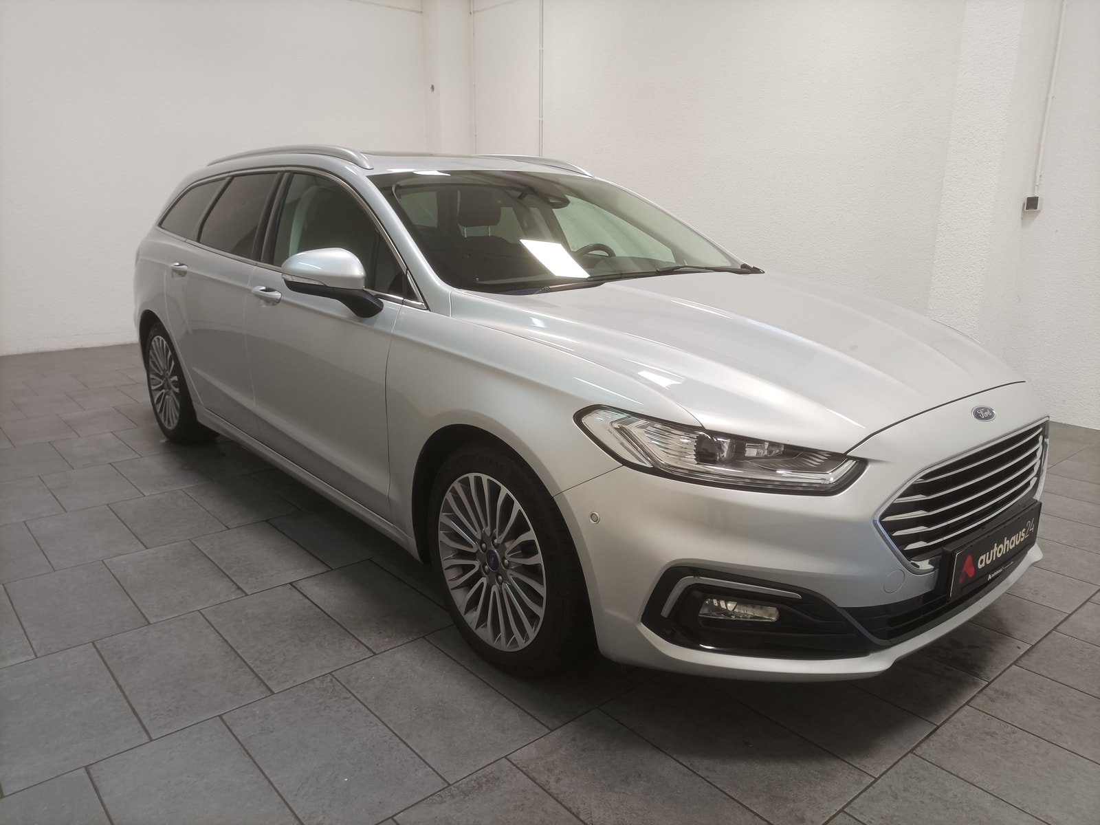 Ford Mondeo Sonstige FORD Mondeo 2,0 EcoBlue 110kW Titanium Turnier Auto Kombi #1