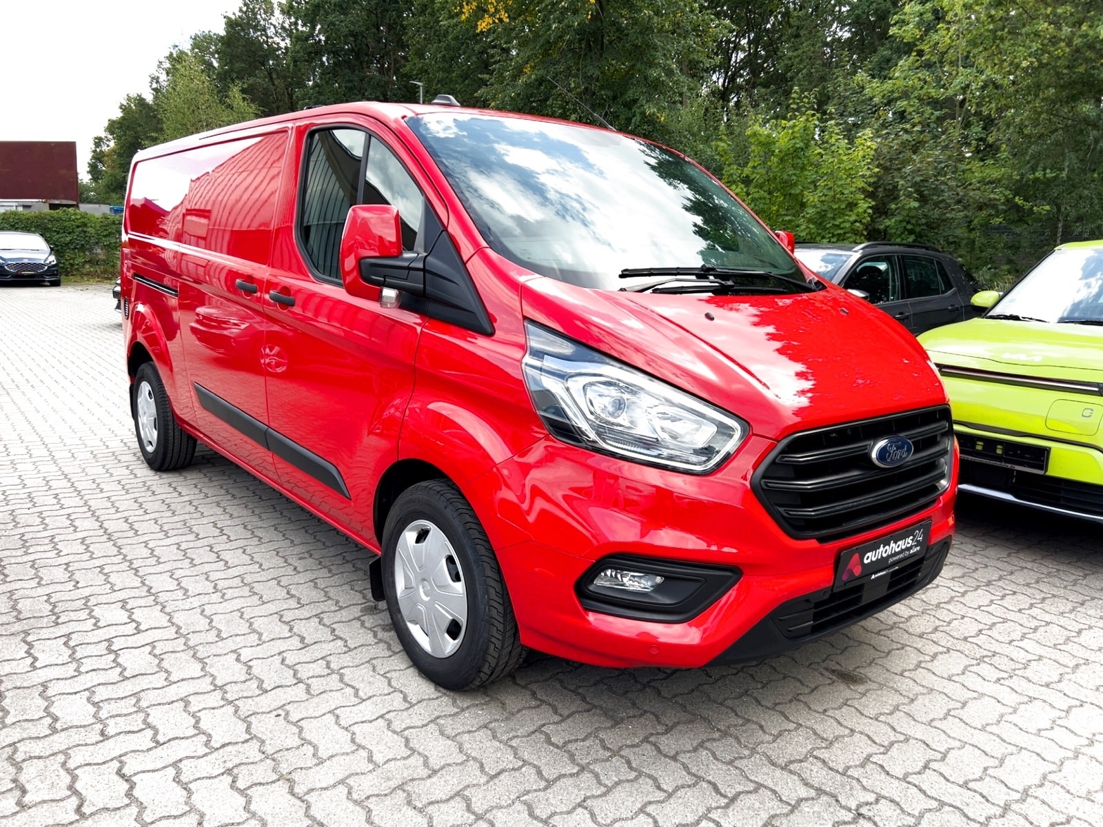 Ford Transit Transporter FORD Transit Custom 340 L2H1 2,0EcoBlue 96kW Trend Kastenwagen #1