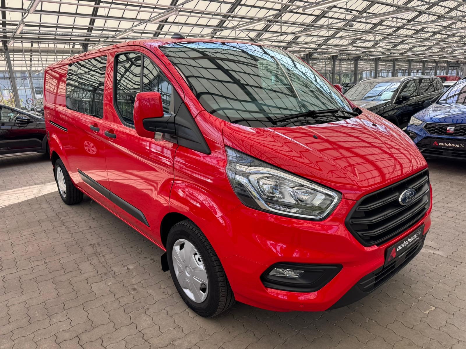 Ford Transit Transporter FORD Transit Custom 340 L2H1 2,0EcoBlue 96kW Trend Kastenwagen #1