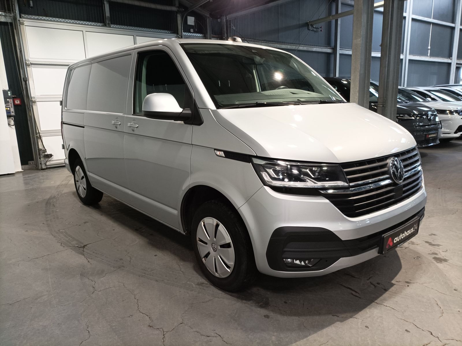 Volkswagen Transporter Transporter VOLKSWAGEN Transporter 2,0 TDI 110kW BMT DSG 2,8t kurz Kastenwagen #1