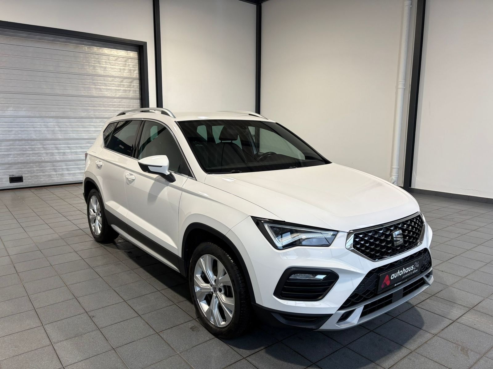 SEAT Ateca SUV / Crossover / Geländewagen SEAT Ateca 2.0 TSI 140kW Xperience 4Drive DSG Sports Utility Vehicle #1