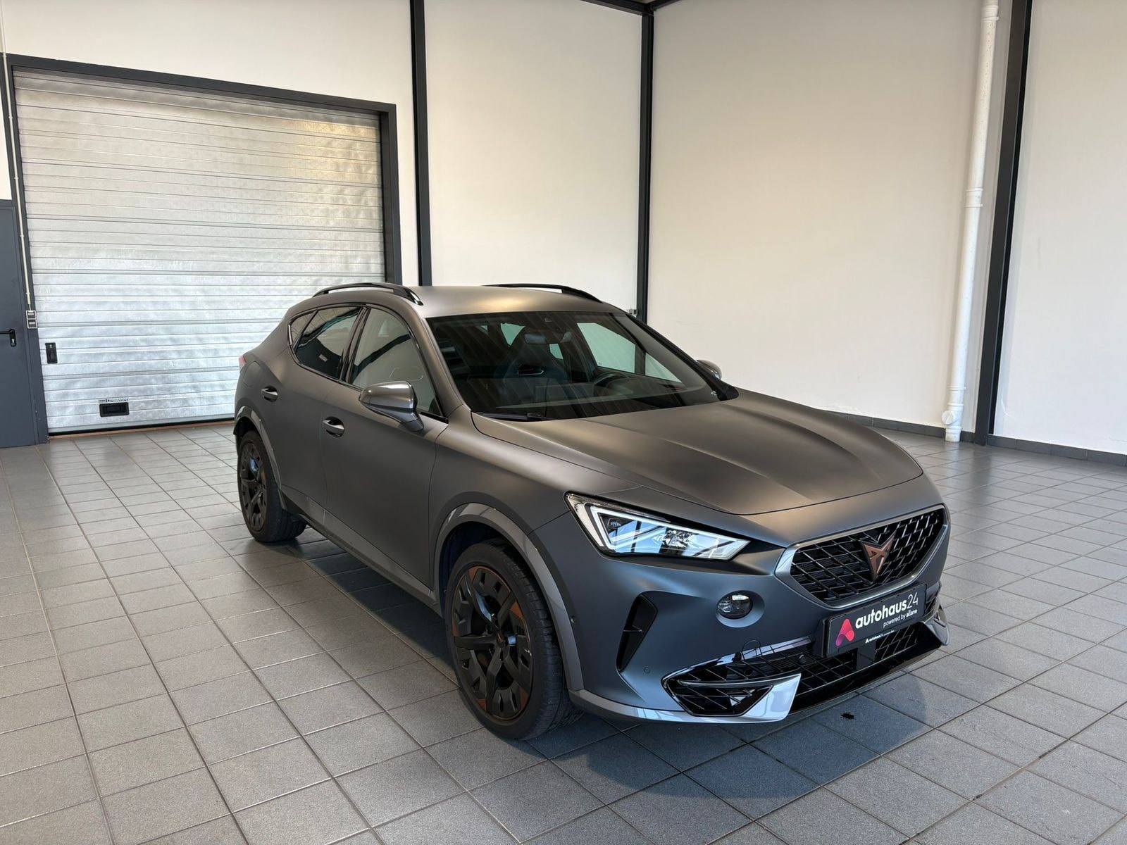 CUPRA Formentor SUV / Crossover / Geländewagen CUPRA Formentor 2.0 TSI 228kW VZ 4Drive DSG Sports Utility Vehicle #1