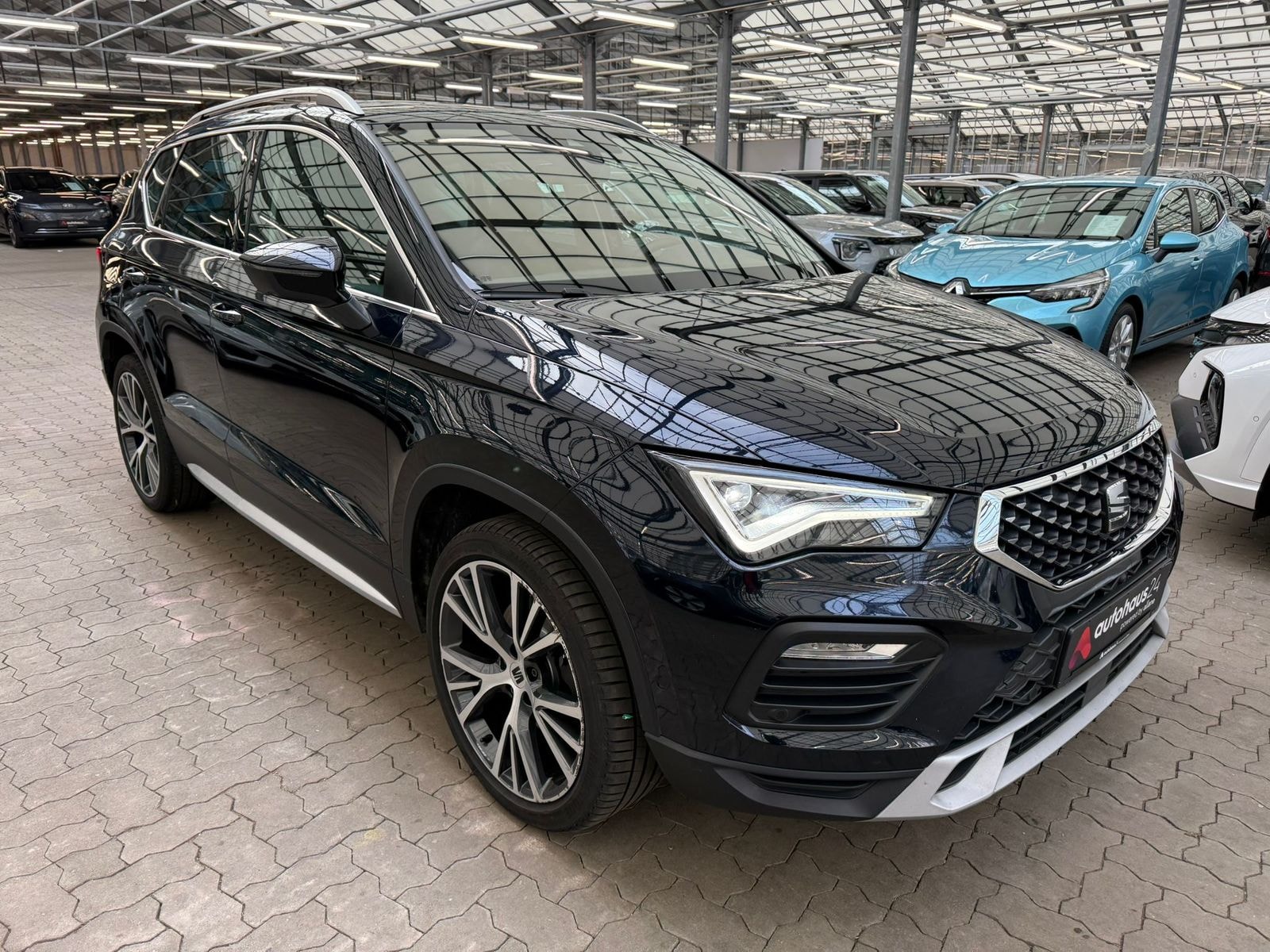 SEAT Ateca SUV / Crossover / Geländewagen SEAT Ateca 2.0 TDI 110kW Xperience 4Drive DSG Sports Utility Vehicle #1