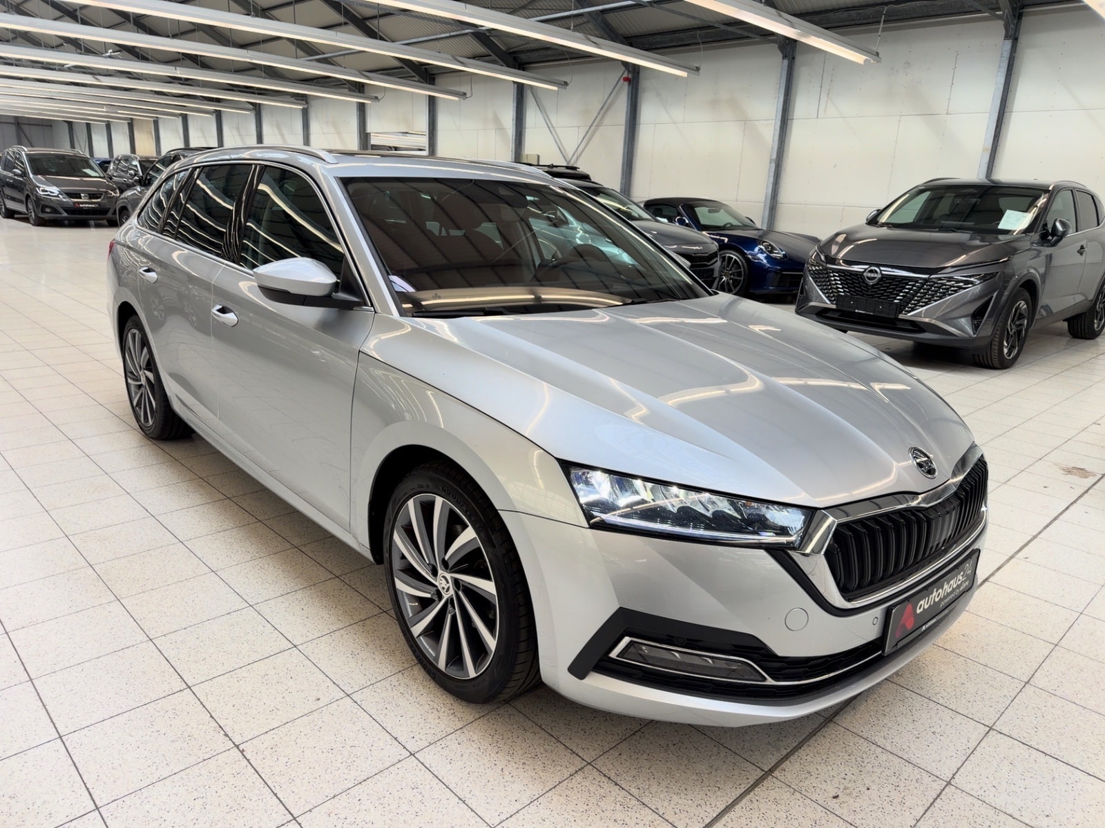 ŠKODA Octavia Kombi SKODA Octavia 1.0 TSI e-TEC DSG STYLE COMBI Kombi #1