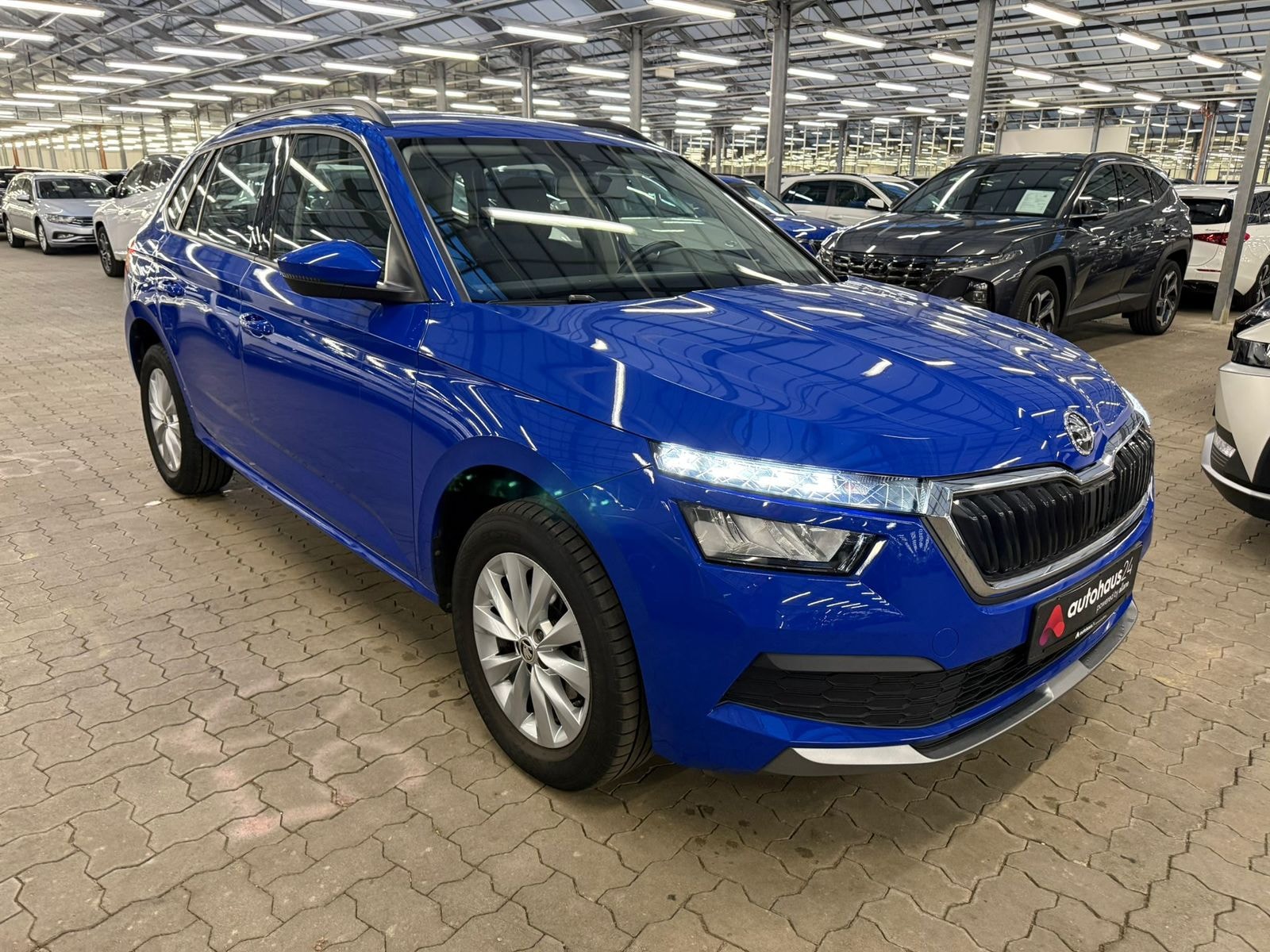 ŠKODA Kamiq SUV / Crossover / Geländewagen SKODA Kamiq 1.0 TSI 70kW Ambition Sports Utility Vehicle #1