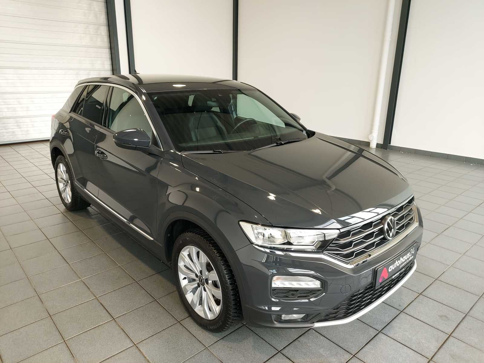 Volkswagen T-Roc SUV / Crossover / Geländewagen VOLKSWAGEN T-Roc 1.5 TSI ACT OPF Sport Sports Utility Vehicle #1