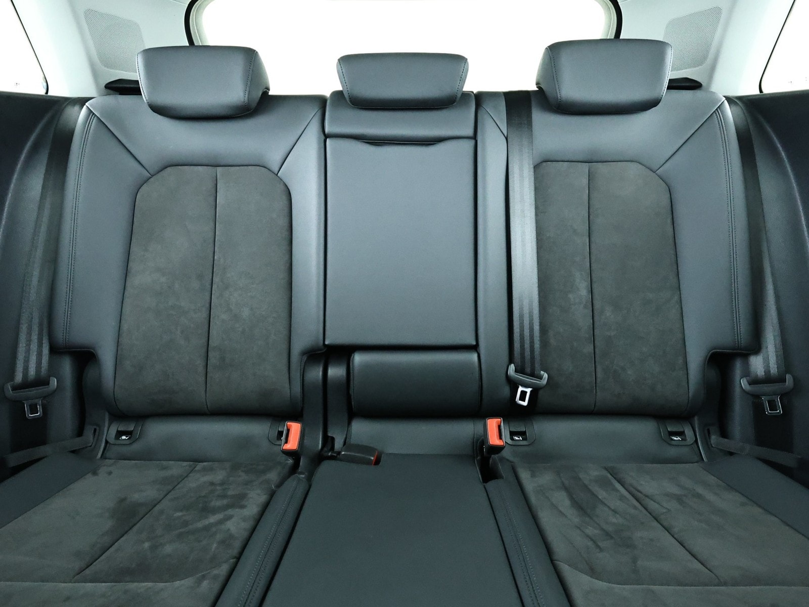 Audi Q3 SUV Q3 35 2.0 TDI quattro basis (EURO 6d) #15