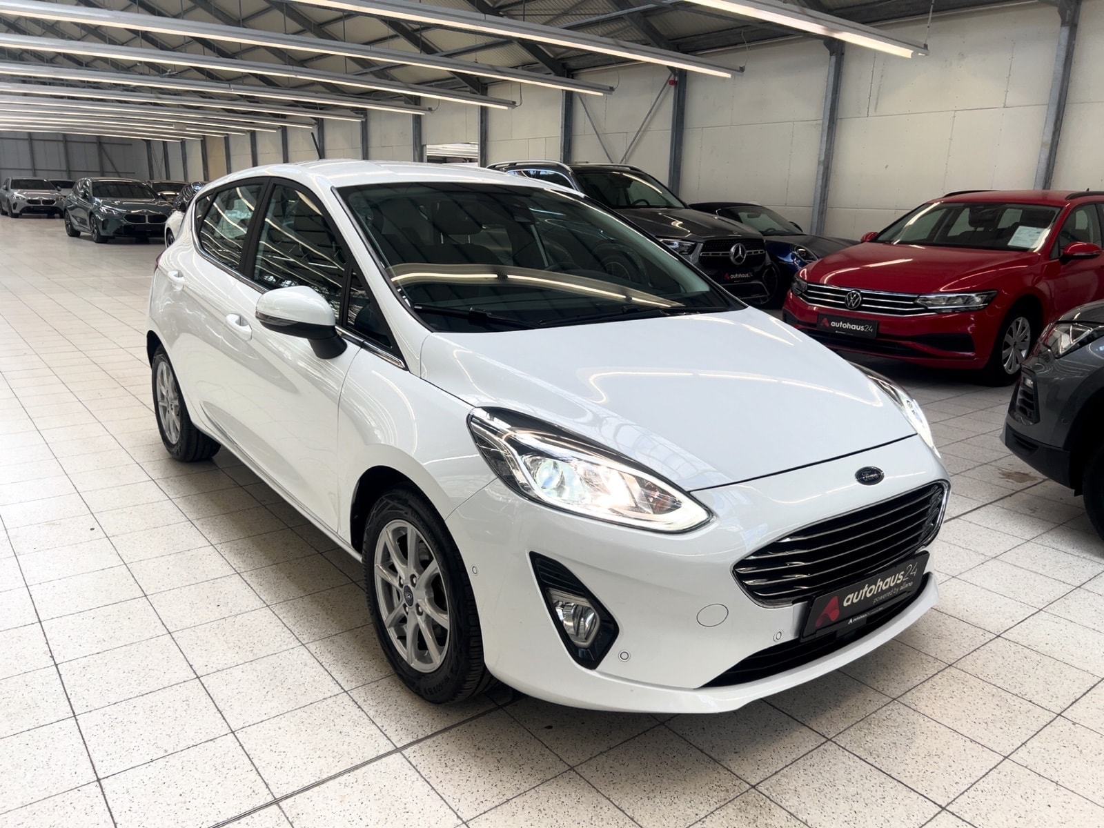 Ford Fiesta Limousine FORD Fiesta 1,0 EcoBoost 74kW Titanium Schräghecklimousine #1