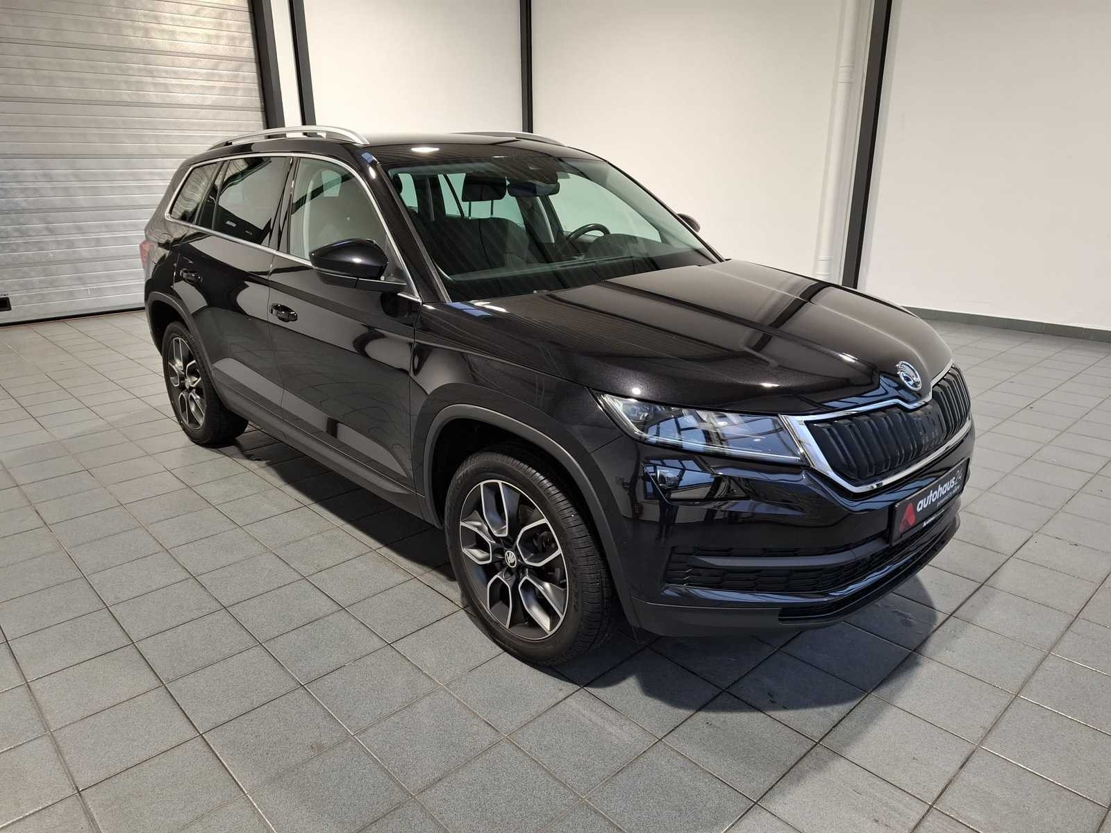ŠKODA Kodiaq SUV / Crossover / Geländewagen SKODA Kodiaq 2.0 TDI SCR DSG STYLE Sports Utility Vehicle #1
