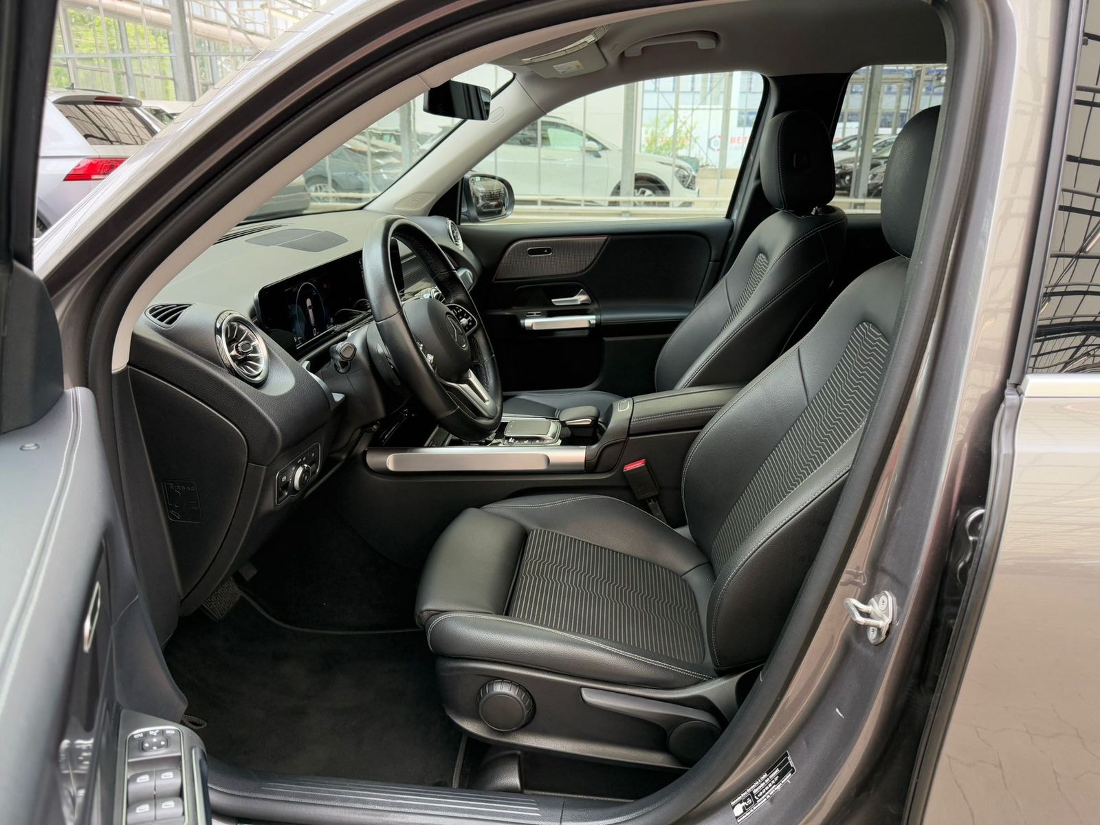 Mercedes Benz GLB-Klasse SUV GLB 200 d Progressive (EURO 6d) #8