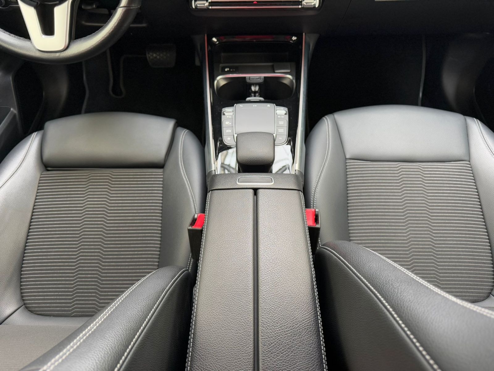 Mercedes Benz GLB-Klasse SUV GLB 200 d Progressive (EURO 6d) #14