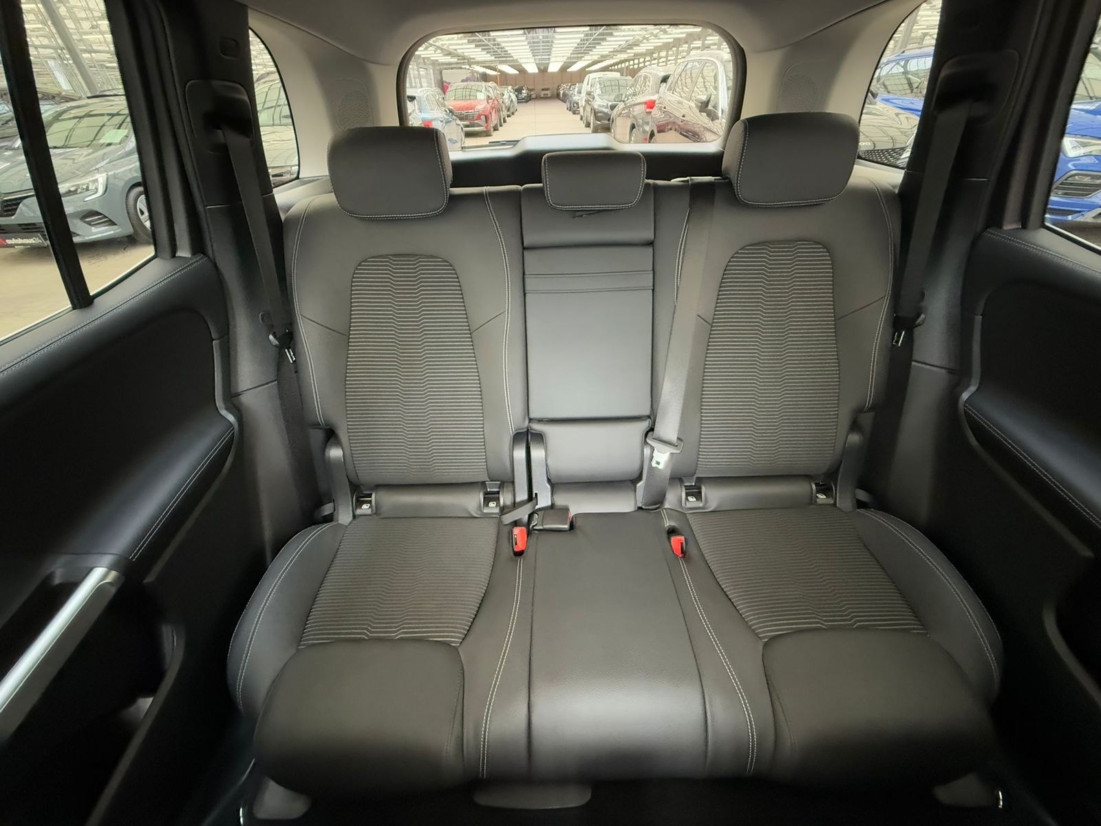 Mercedes Benz GLB-Klasse SUV GLB 200 d Progressive (EURO 6d) #15