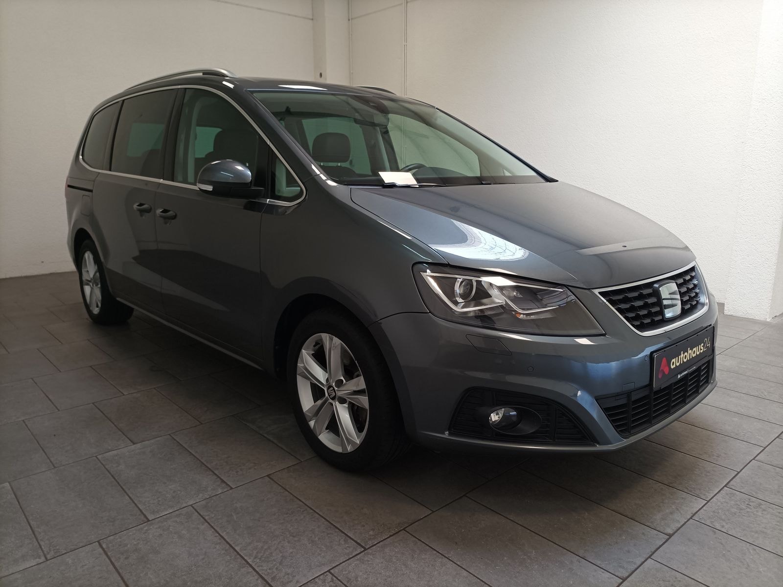 SEAT Alhambra Kleinbus / Van SEAT Alhambra 1.4 TSI XCELLENCE DSG Van #1