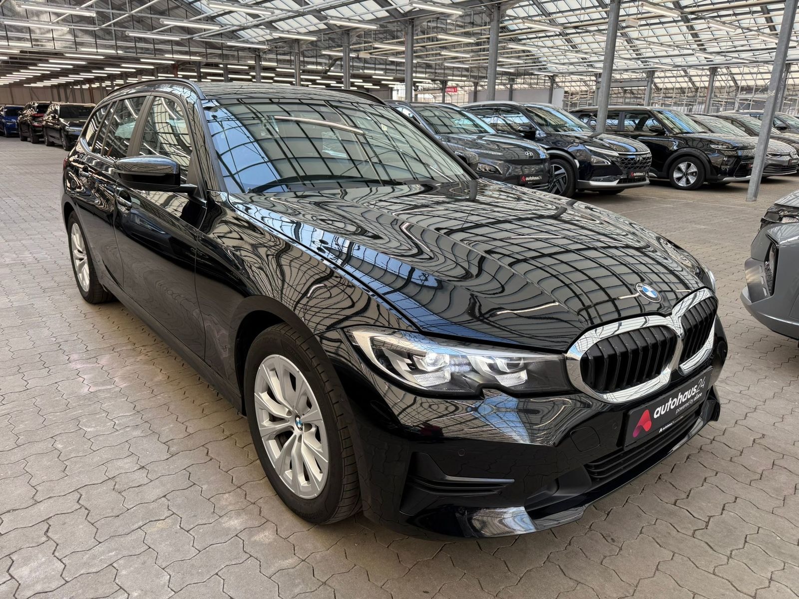 BMW 3er-Reihe Kombi BMW 3er-Reihe 320d Touring Automatik Kombi #1