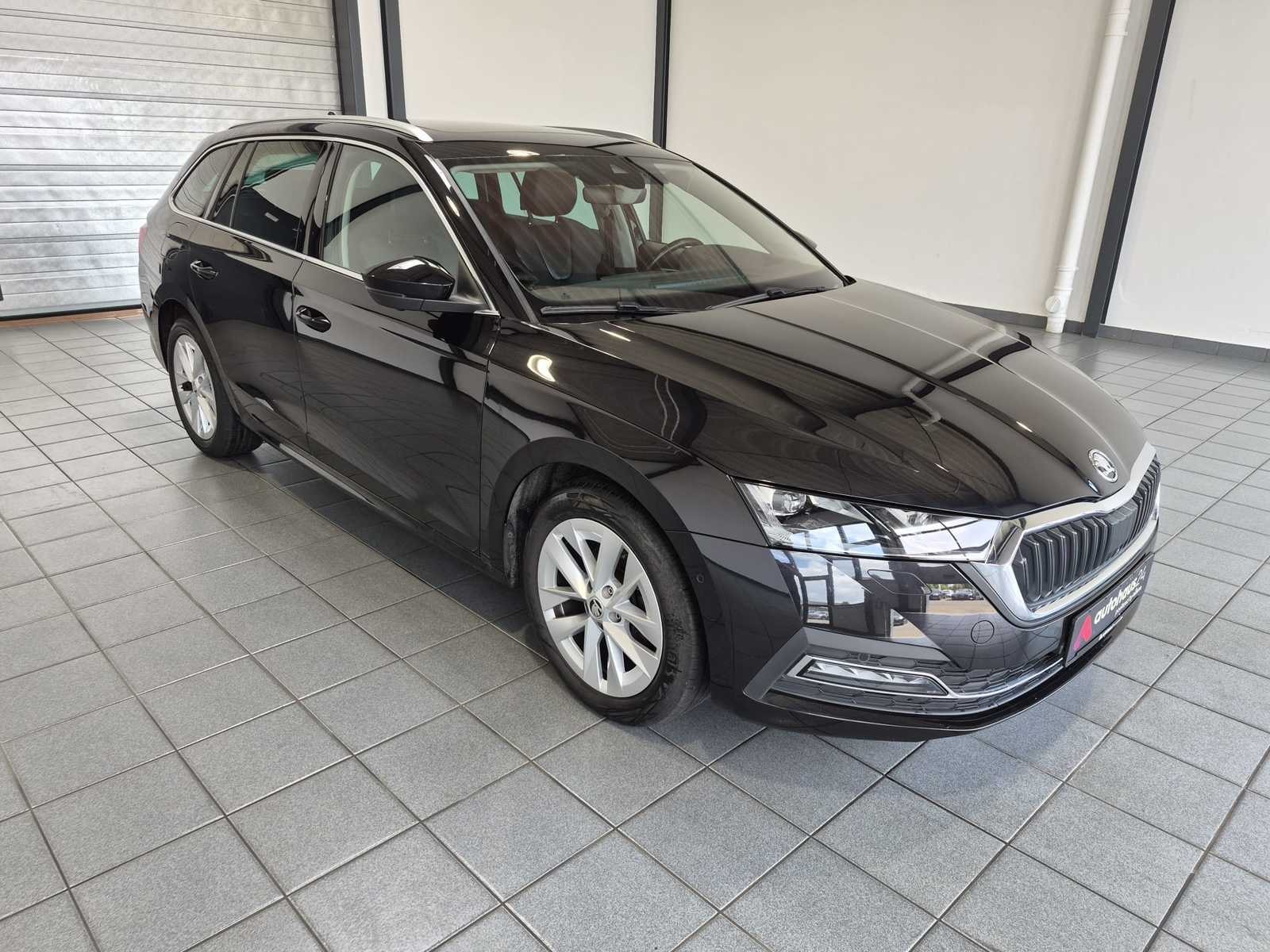 ŠKODA Octavia Kombi SKODA Octavia 2.0 TDI 110kW DSG STYLE COMBI Kombi #1