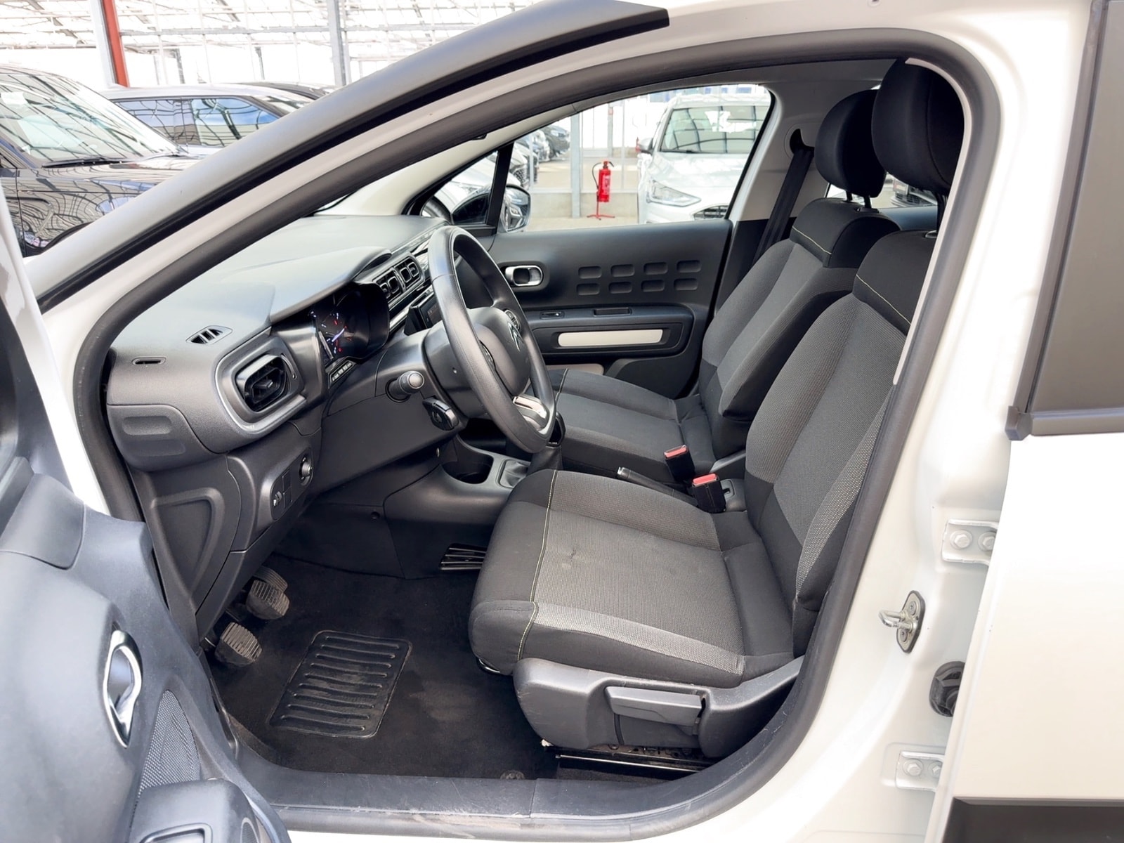 Citroen C3 Limousine C3 1.2 PureTech 82 Feel Pack Stop&Start (EURO 6d) #8