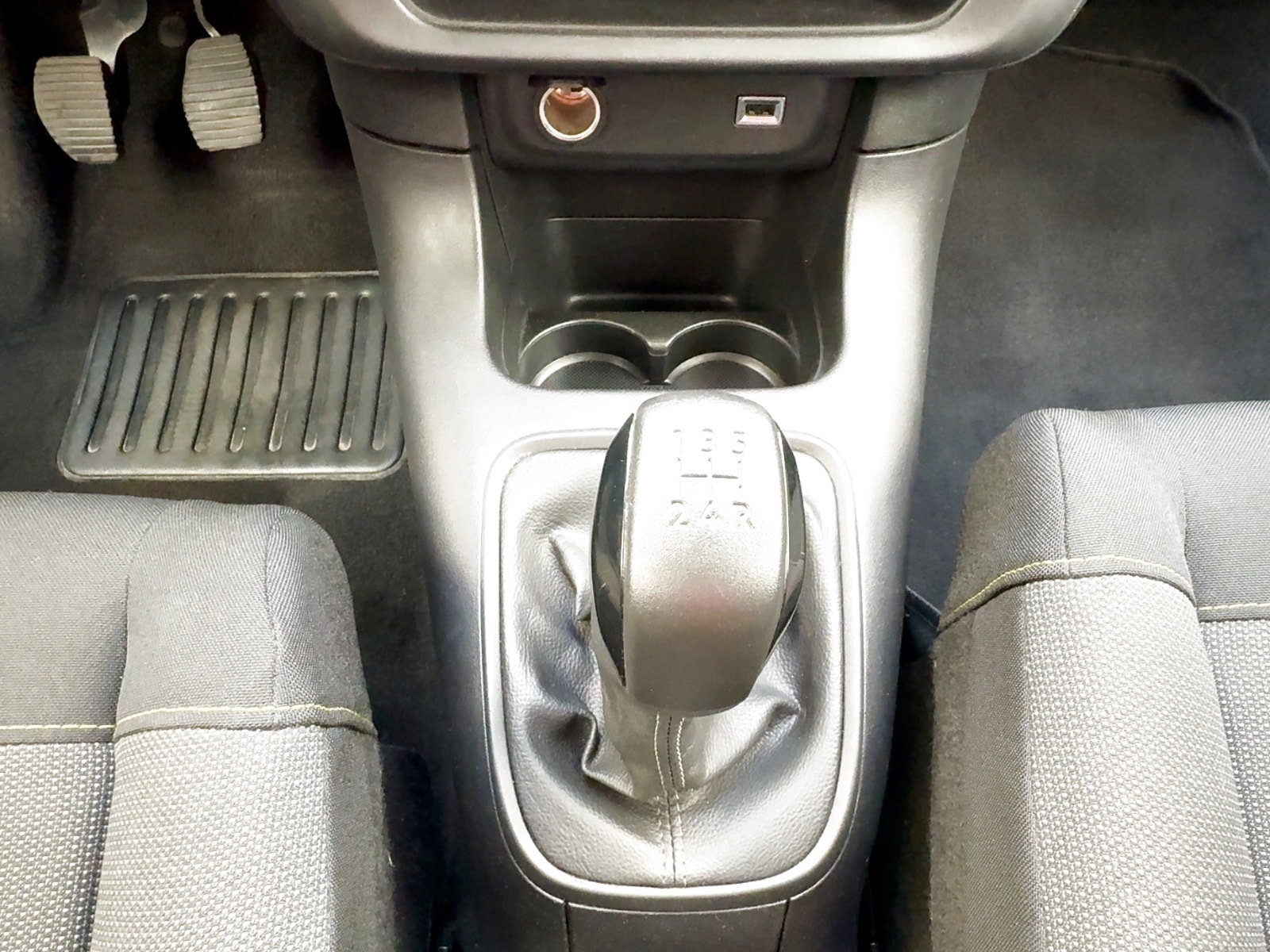 Citroen C3 Limousine C3 1.2 PureTech 82 Feel Pack Stop&Start (EURO 6d) #13