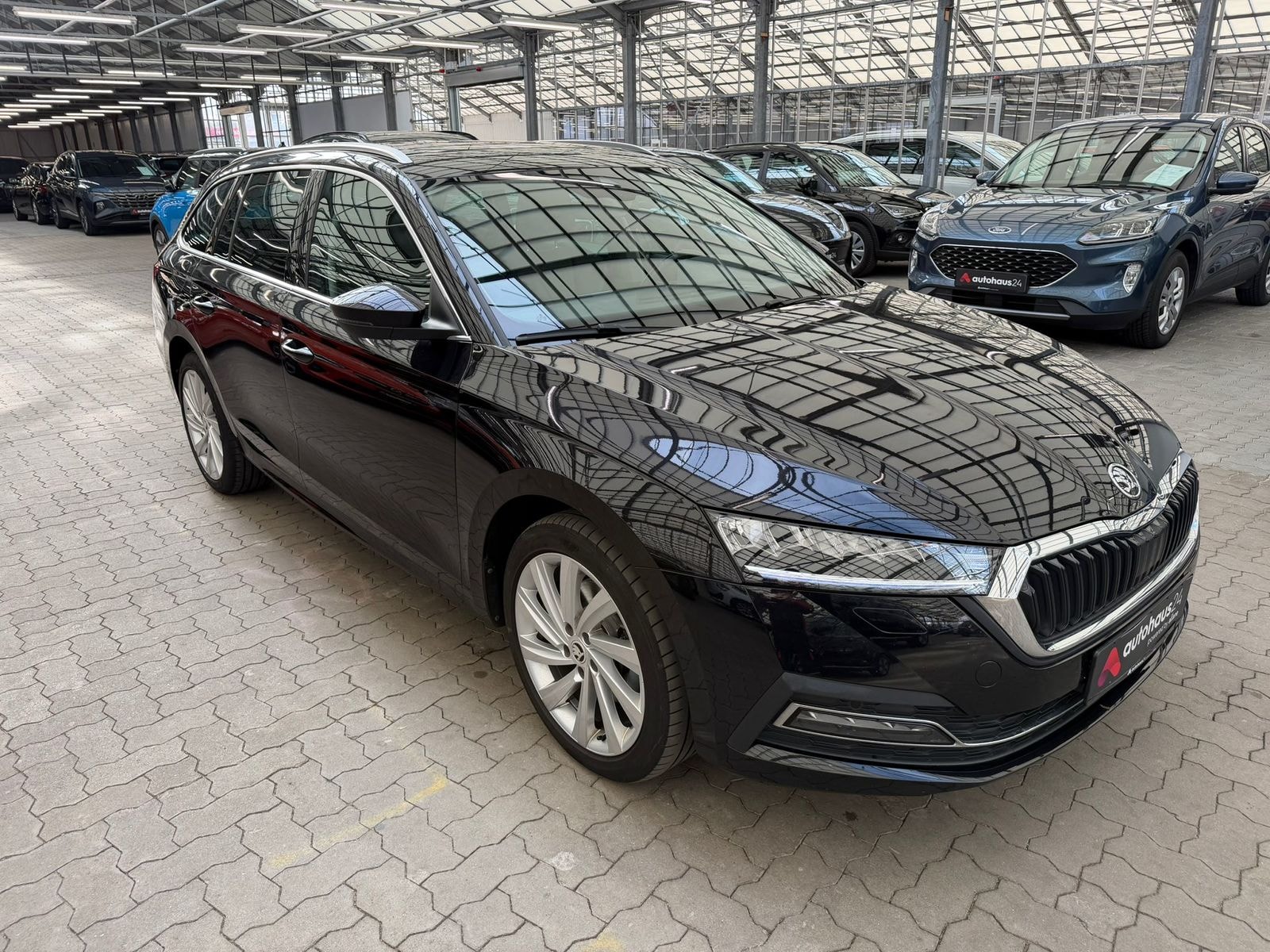 ŠKODA Octavia Kombi SKODA Octavia 1.4 TSI iV DSG STYLE COMBI Kombi #1