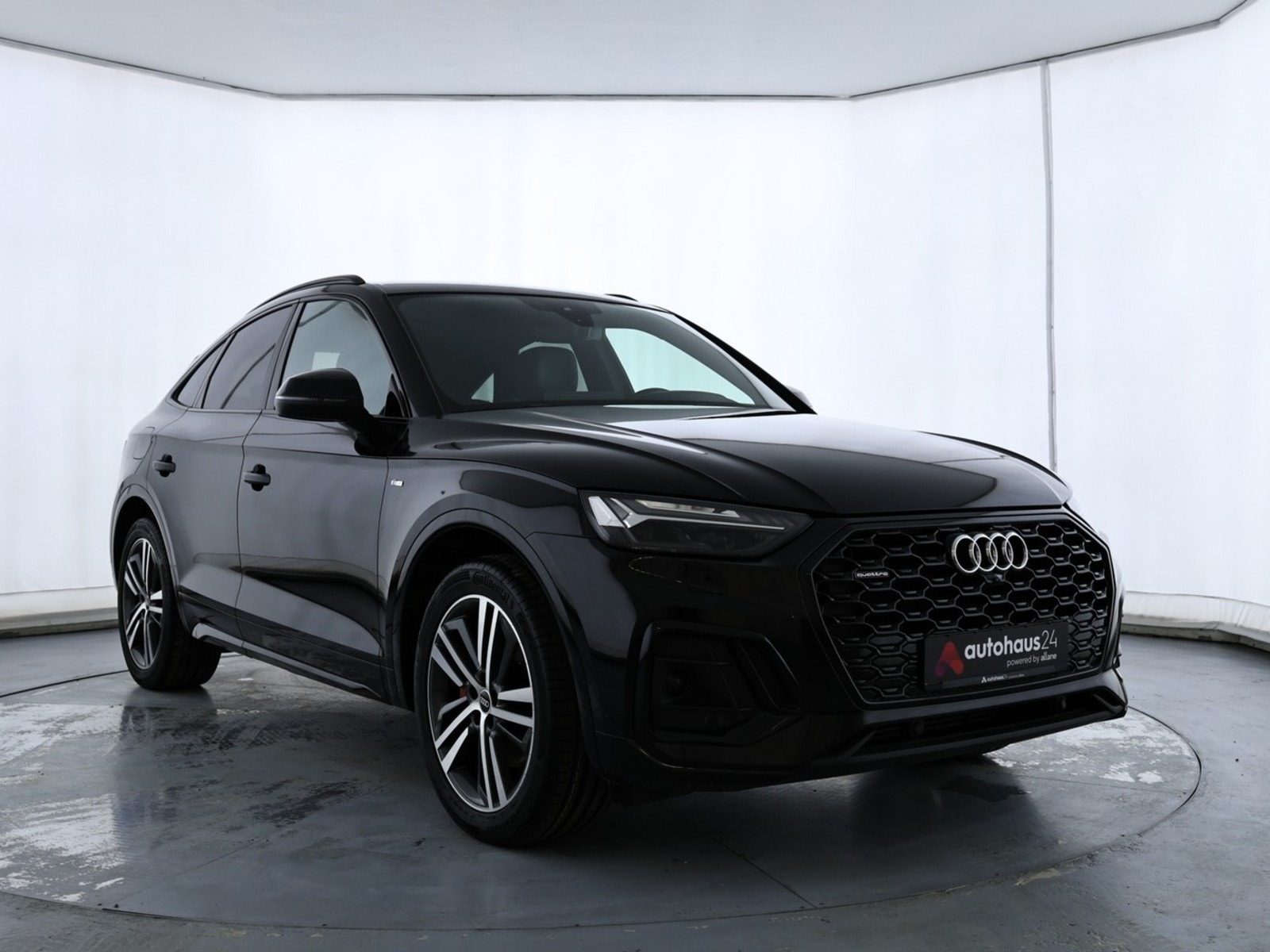 Audi Q5 SUV / Crossover / Geländewagen AUDI Q5 Sportback 50 TFSI e S tronic quattro S line Sports Utility Vehicle #1