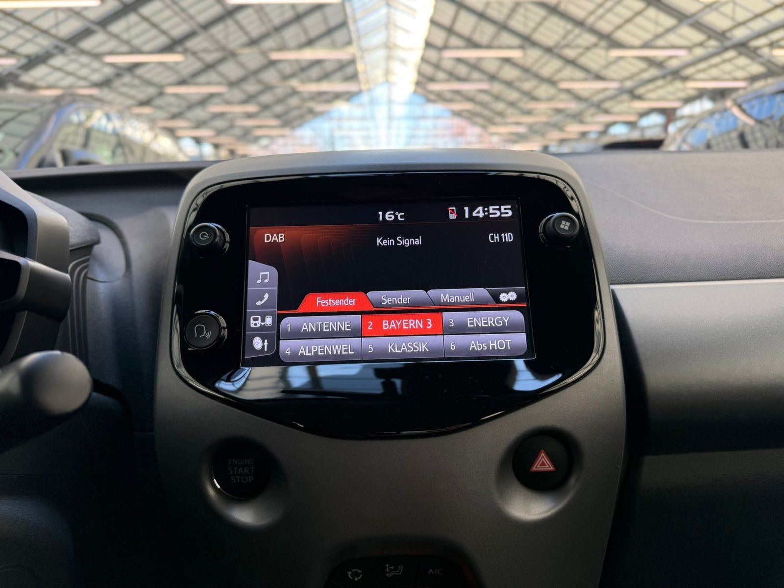 Toyota Aygo Schräghecklimousine Aygo 1.0 Team D #12