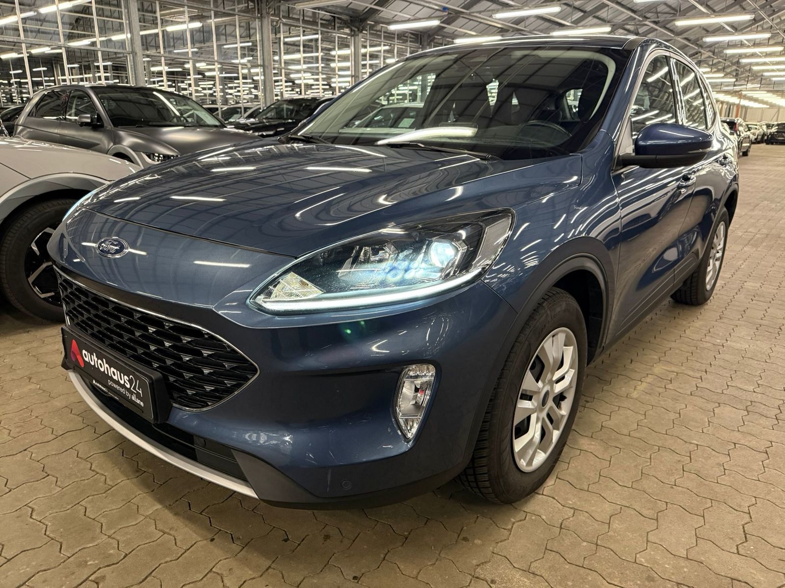 Ford Kuga SUV Kuga 1.5 EcoBlue Cool&Connect #3