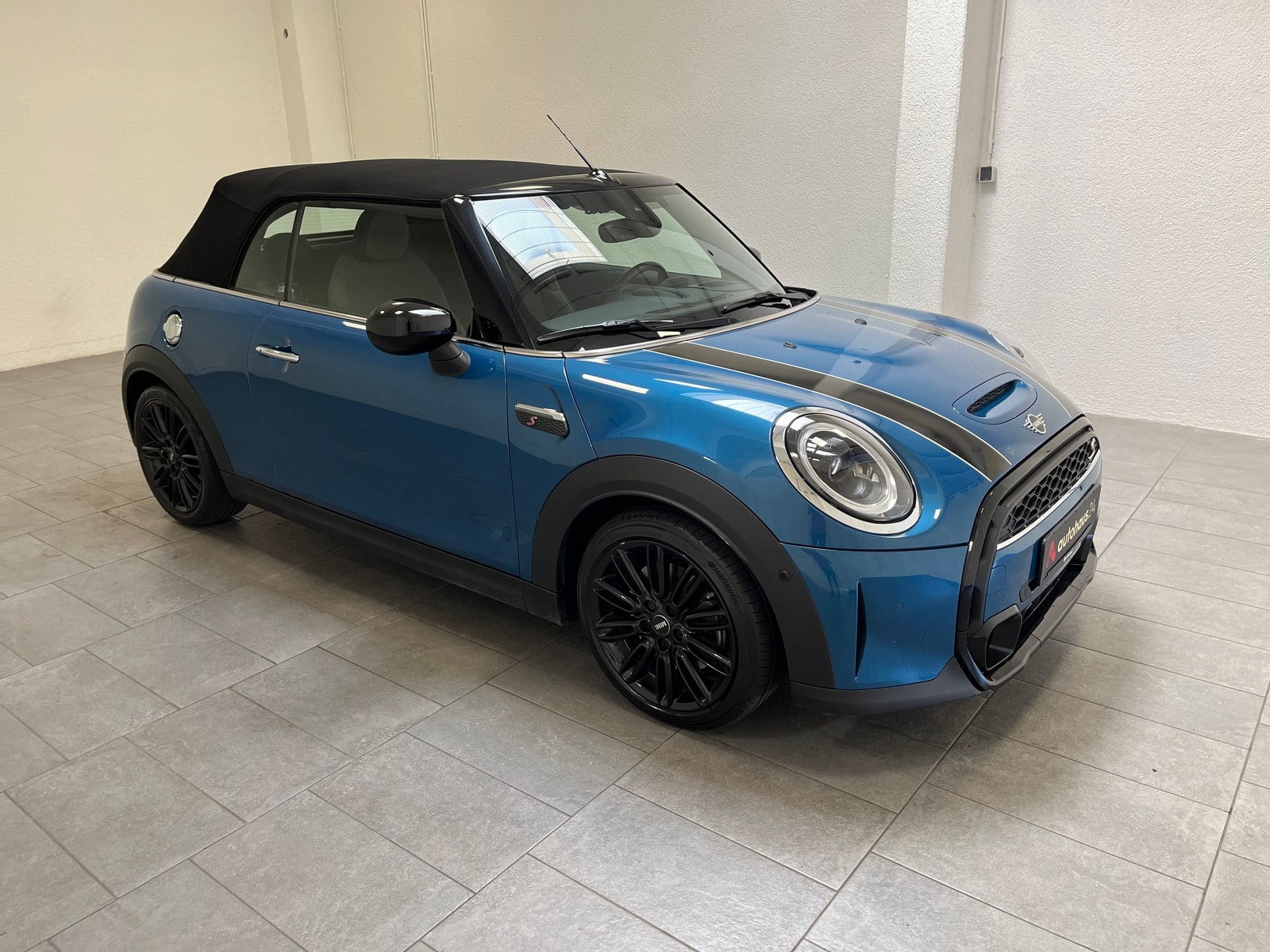 MINI Cabrio Cabrio / Roadster MINI MINI Cooper S Cabrio Classic Trim Cabriolet #1