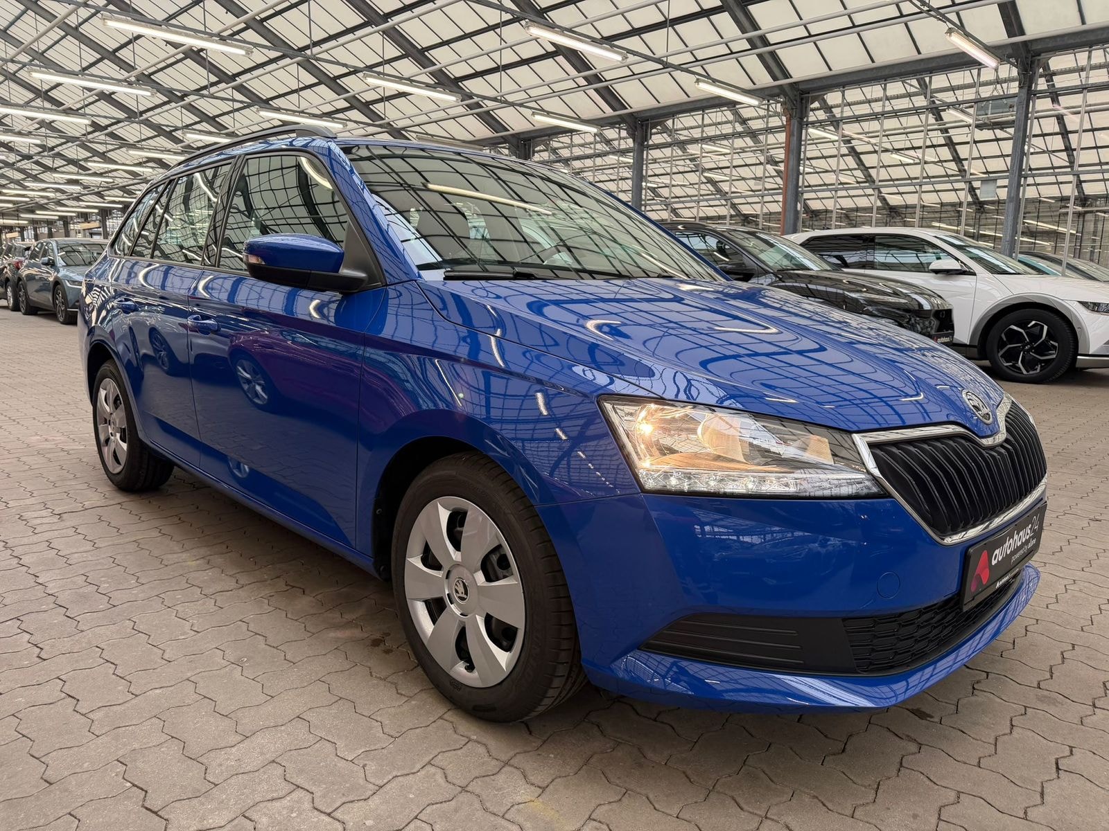 ŠKODA Fabia Kombi SKODA Fabia 1.0l TSI 70kW DSG AMBITION COMBI Kombi #1