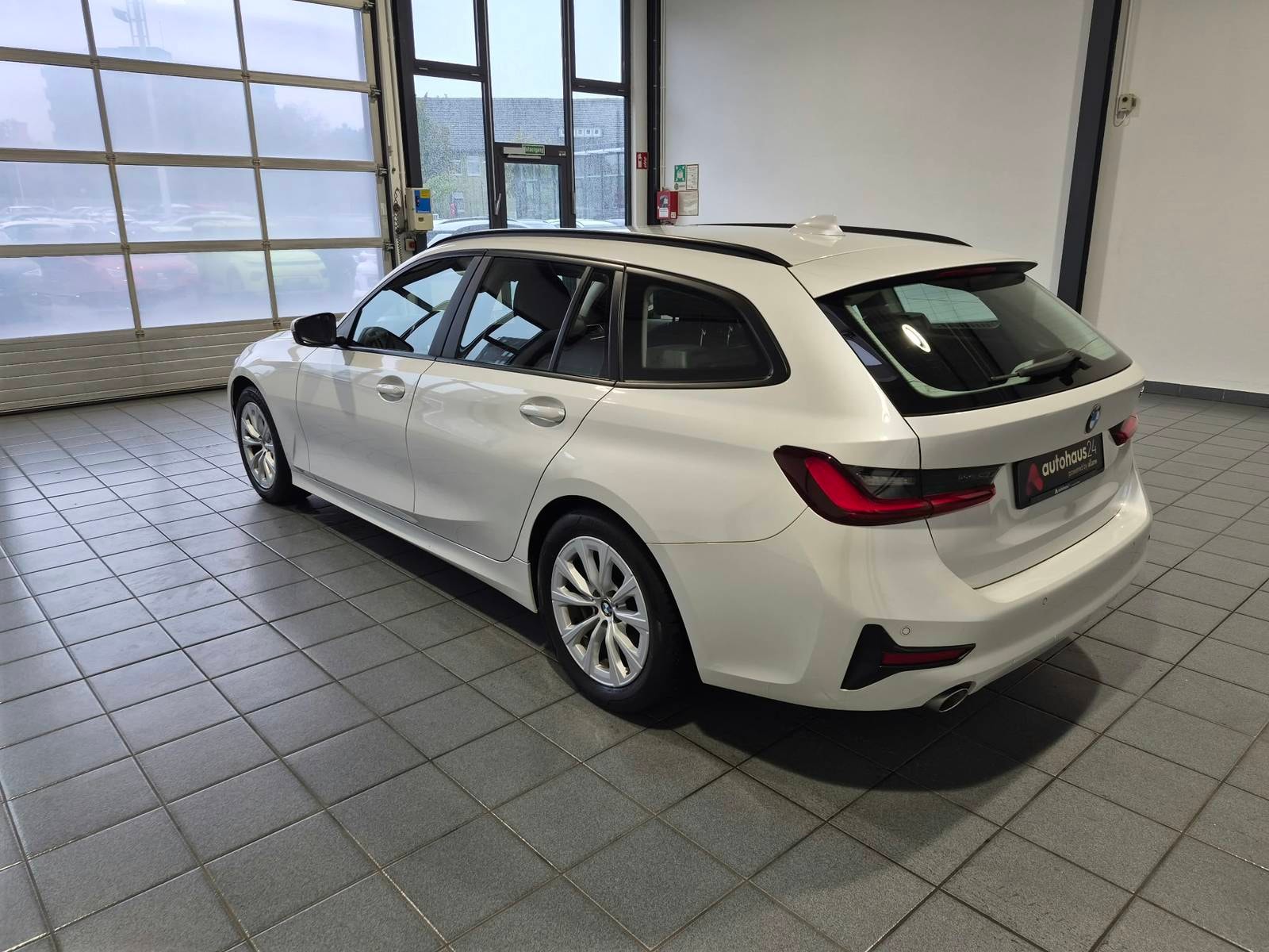 BMW 3er Kombi 3er - 318 d Mild Hybrid Advantage (EURO 6d) #4
