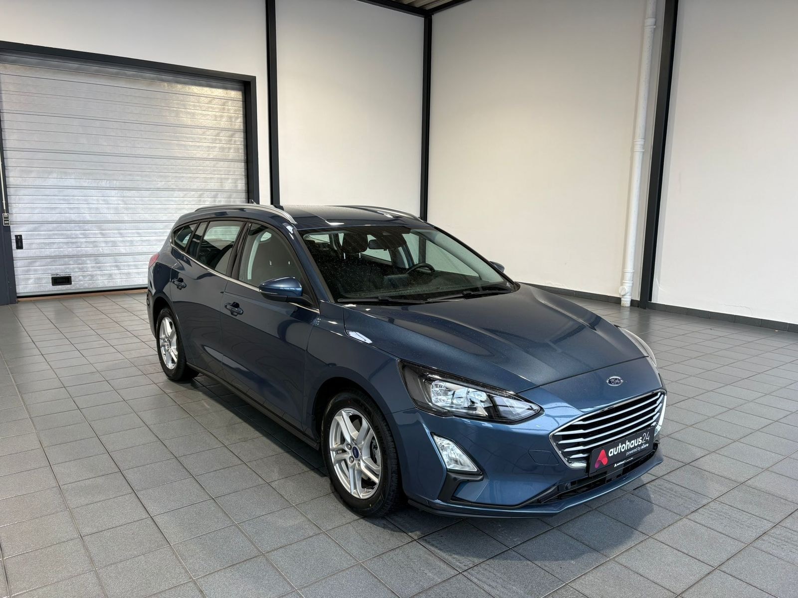 Ford Focus Kombi FORD Focus 1,0 EcoBoost 92kW Cool & Conn. Tur. Auto Kombi #1