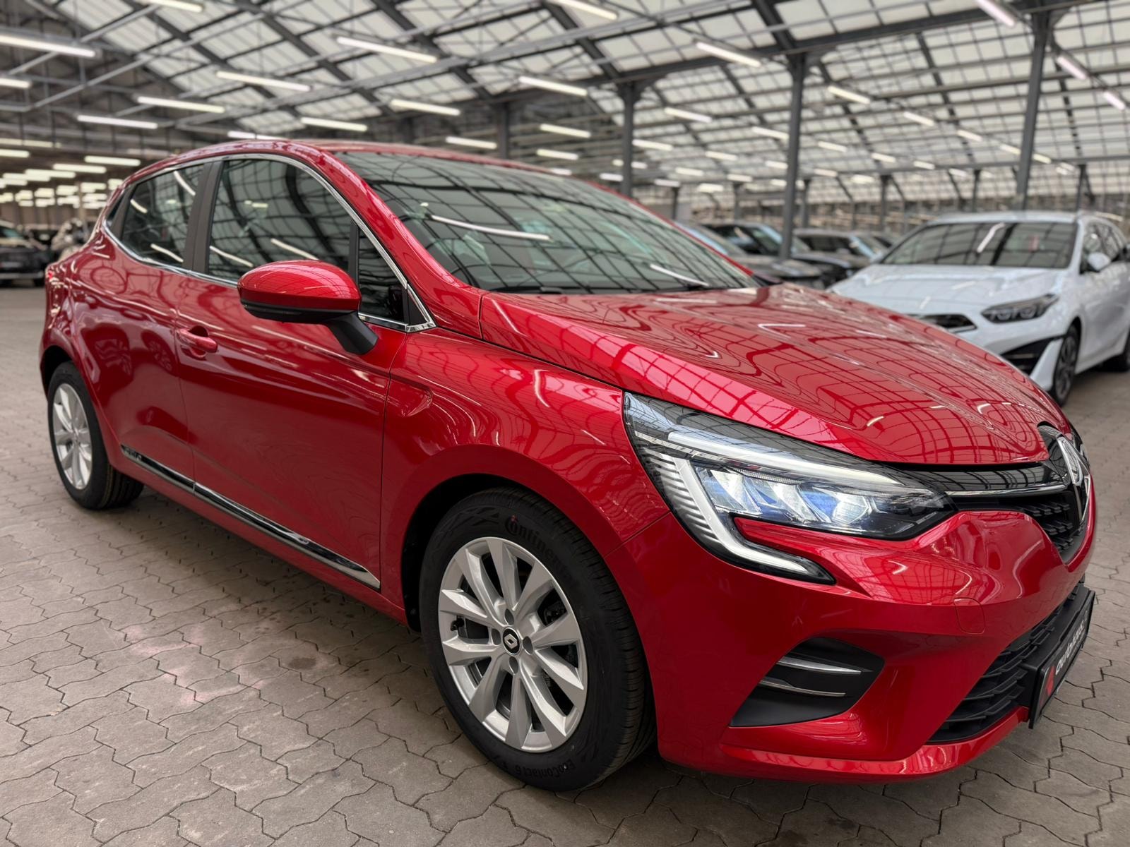 Renault Clio Schräghecklimousine RENAULT Clio TCe 90 Intens Schräghecklimousine #1