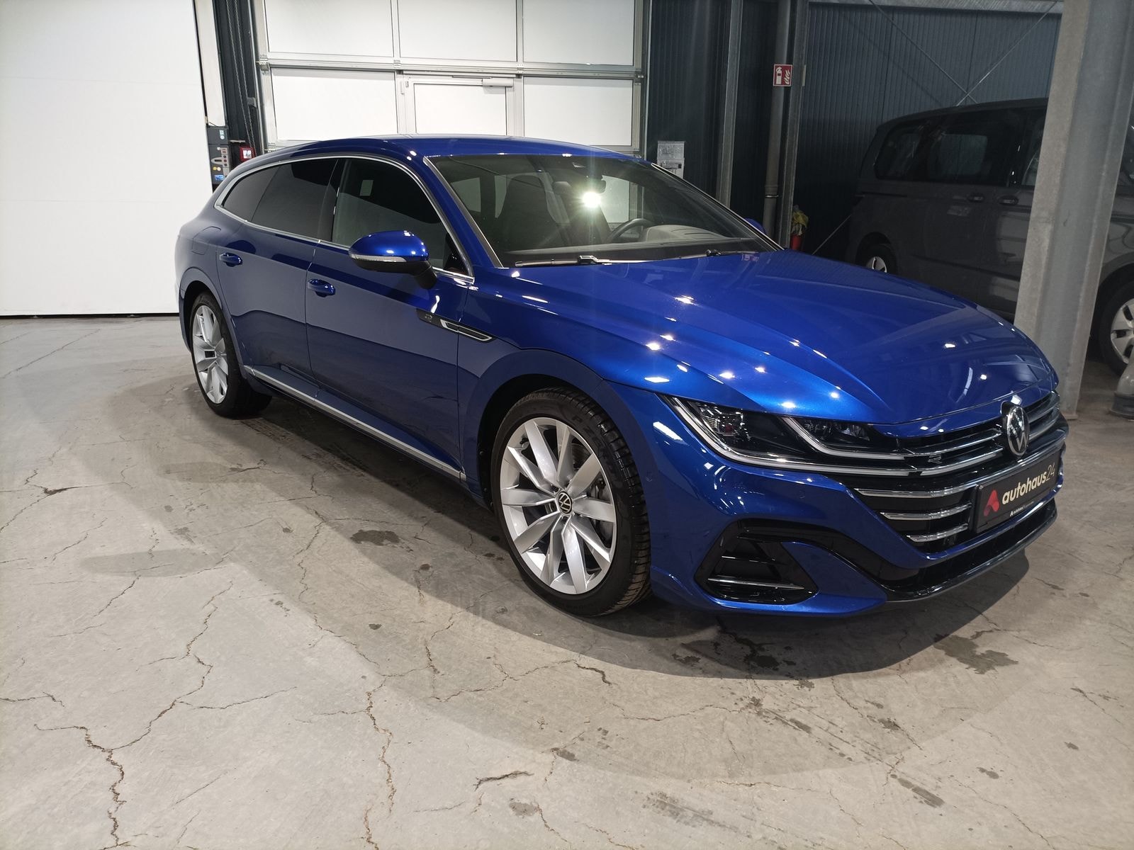 Volkswagen Arteon Kombi VOLKSWAGEN Arteon 2.0 TSI OPF DSG 4MOTION R-Line S.Brake Kombi #1