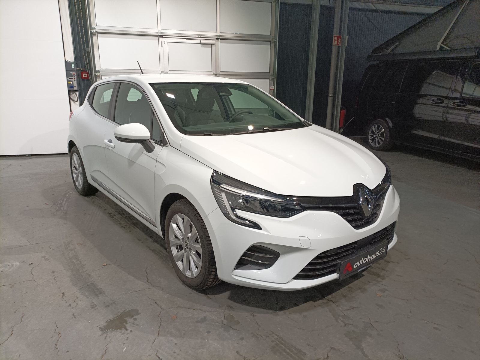 Renault Clio Schräghecklimousine RENAULT Clio TCe 90 X-tronic Intens Schräghecklimousine #1