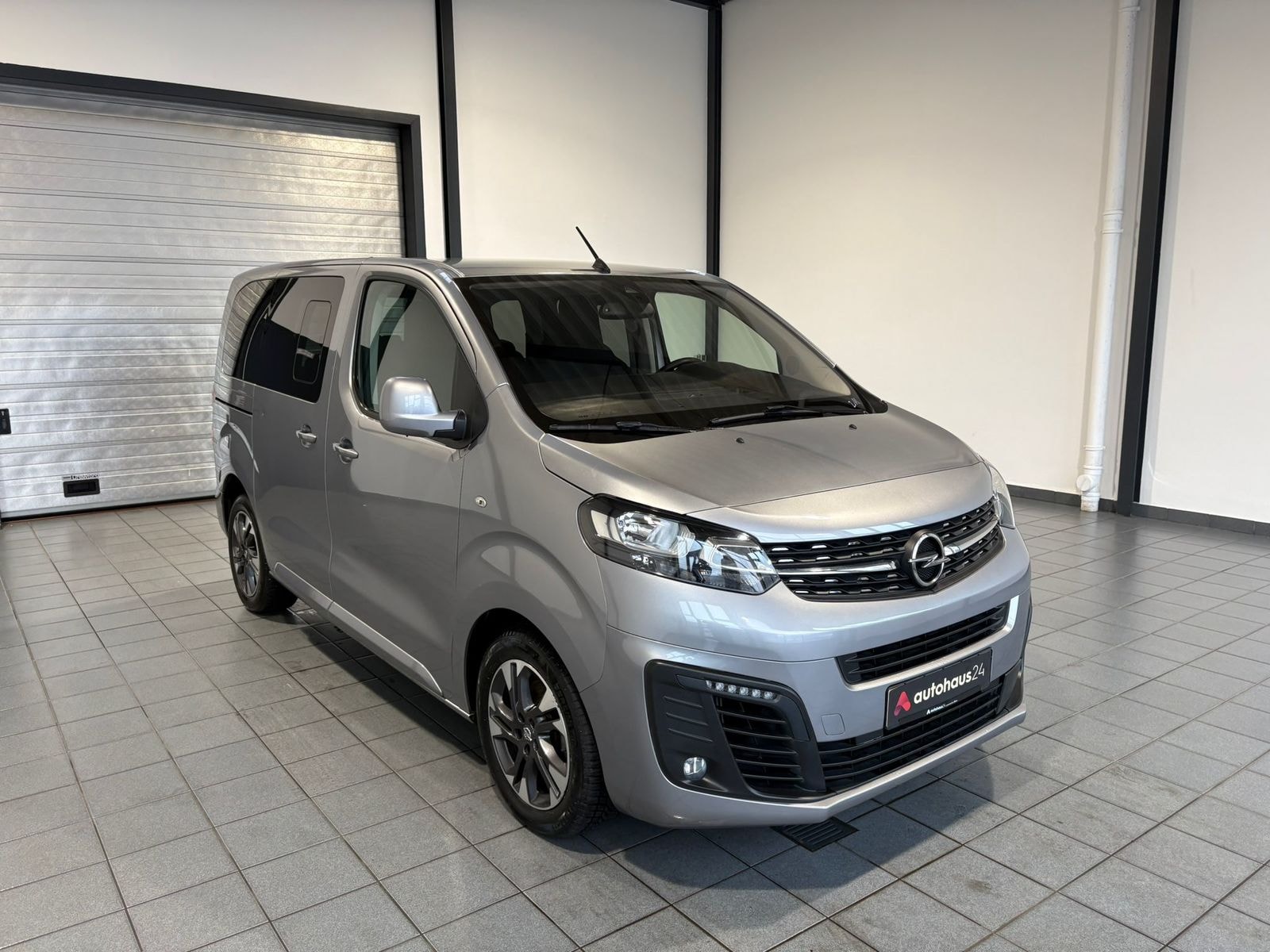 Opel Zafira Sonstige OPEL Zafira Life 1.5 Diesel 88kW Edition S Van #1