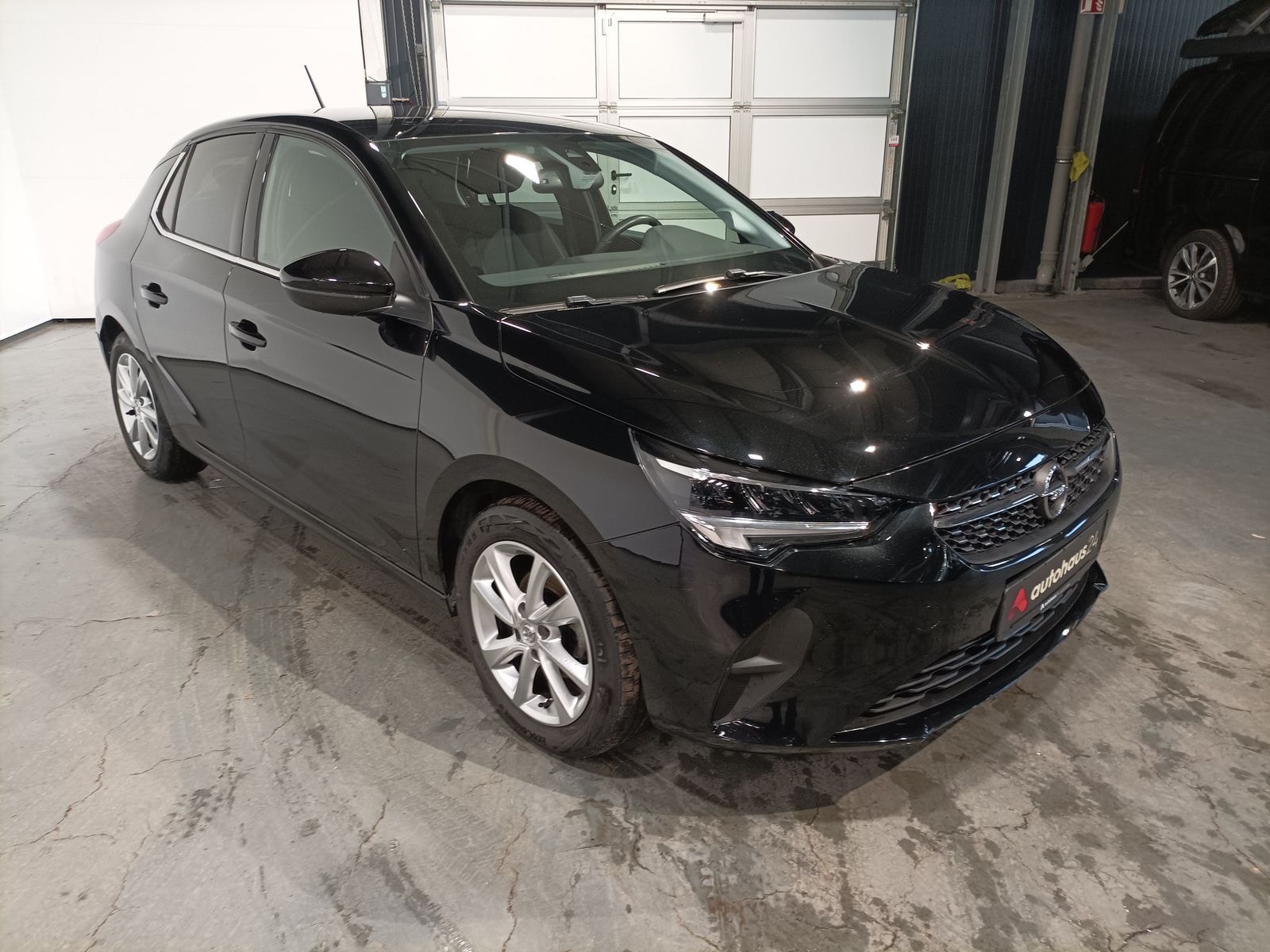 Opel Corsa Schräghecklimousine OPEL Corsa 1.2 55kW Elegance Schräghecklimousine #1