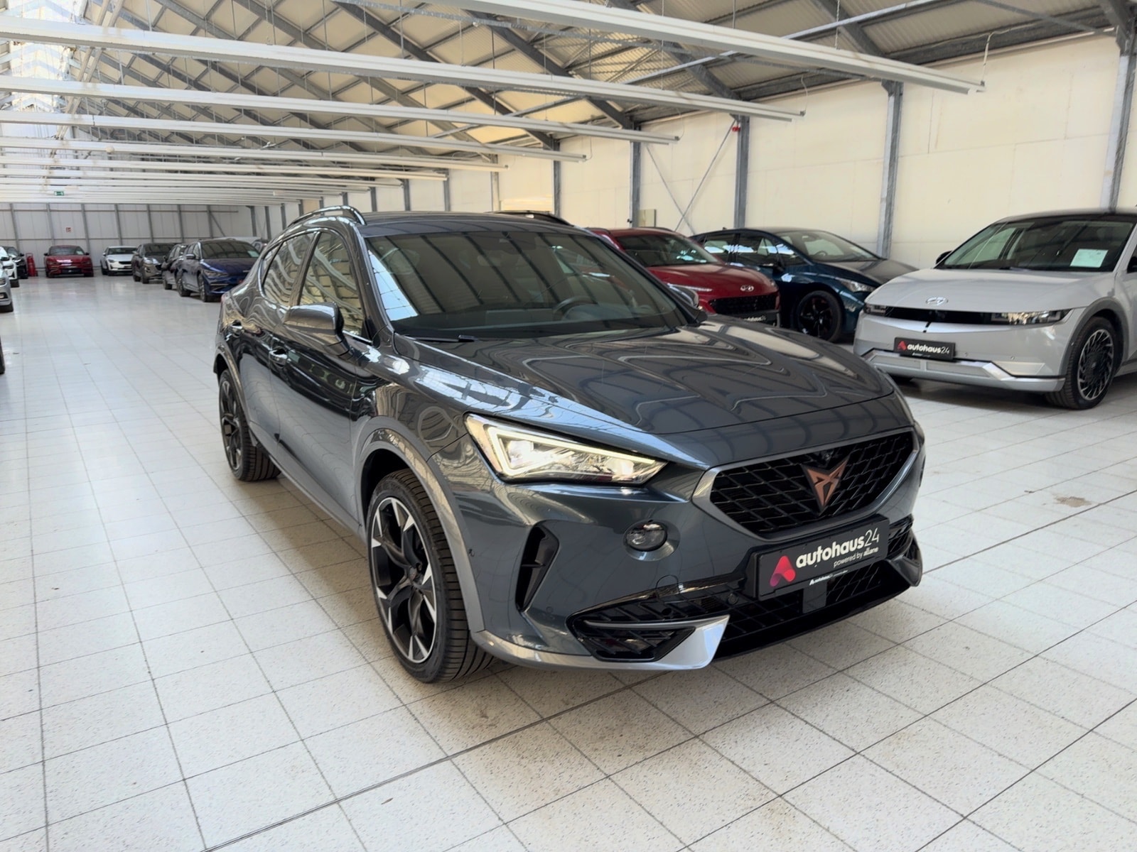 CUPRA Formentor SUV / Crossover / Geländewagen CUPRA Formentor 2.0 TSI 180kW VZ DSG Sports Utility Vehicle #1